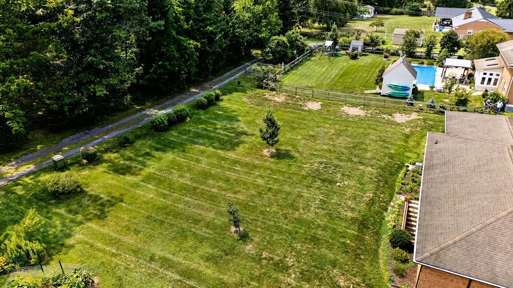 1243 MEADOWBROOK RD, WAYNESBORO, Virginia 22980, 4 Bedrooms Bedrooms, ,2 BathroomsBathrooms,Residential,1243 MEADOWBROOK RD,680064 MLS # 680064 1243 MEADOWBROOK RD, WAYNESBORO, Virginia 22980, 4 Bedrooms Bedrooms, ,2 BathroomsBathrooms,Residential,1243 MEADOWBROOK RD,680064 MLS # 680064