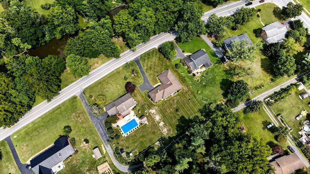 1243 MEADOWBROOK RD, WAYNESBORO, Virginia 22980, 4 Bedrooms Bedrooms, ,2 BathroomsBathrooms,Residential,1243 MEADOWBROOK RD,680064 MLS # 680064 1243 MEADOWBROOK RD, WAYNESBORO, Virginia 22980, 4 Bedrooms Bedrooms, ,2 BathroomsBathrooms,Residential,1243 MEADOWBROOK RD,680064 MLS # 680064