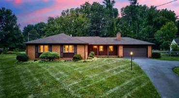 1243 MEADOWBROOK RD, WAYNESBORO, Virginia 22980, 4 Bedrooms Bedrooms, ,2 BathroomsBathrooms,Residential,1243 MEADOWBROOK RD,680064 MLS # 680064