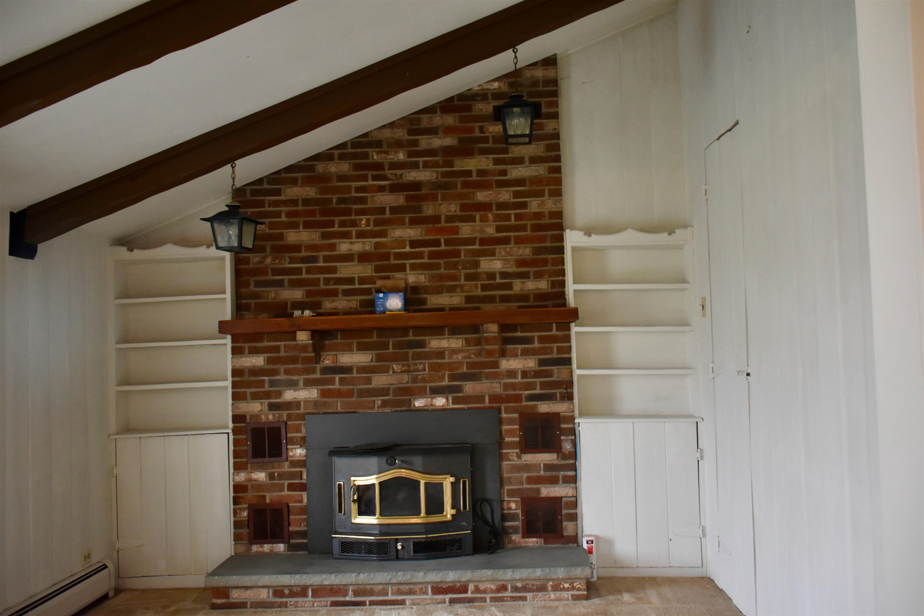 15 MOYER AVE, LURAY, Virginia 22835, 3 Bedrooms Bedrooms, ,2 BathroomsBathrooms,Residential,15 Moyer Ave, Luray, VA. 22835,15 MOYER AVE,680065 MLS # 680065