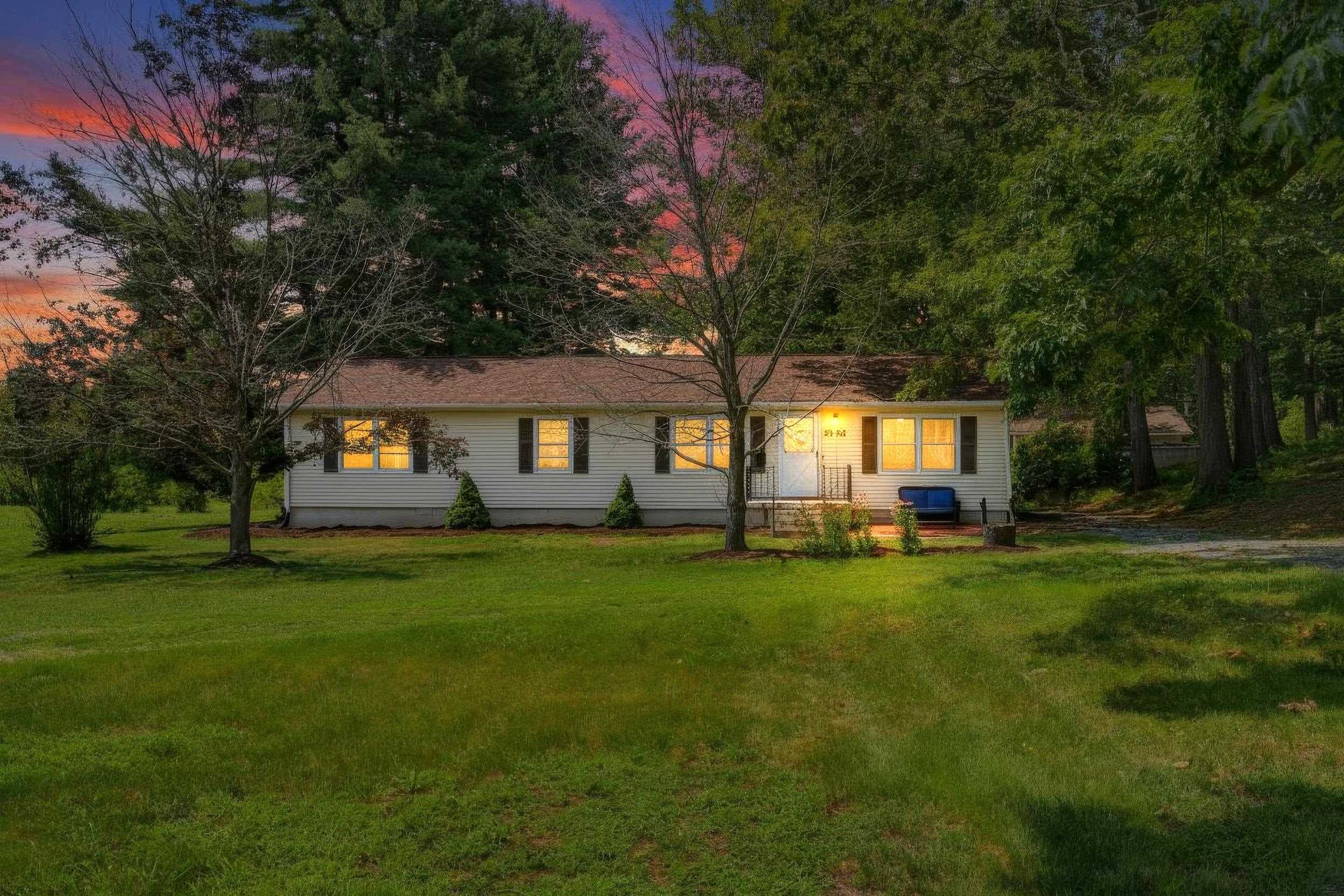 2882 EAST SIDE HWY, CRIMORA, Virginia 24431, 3 Bedrooms Bedrooms, ,2 BathroomsBathrooms,Residential,2882 EAST SIDE HWY,679565 MLS # 679565