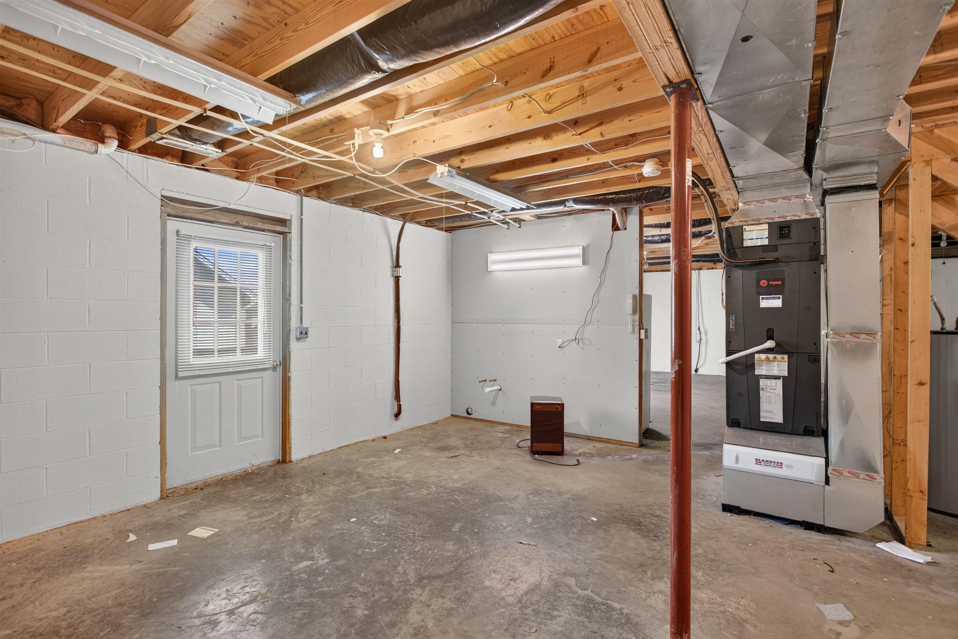 360 STONELEIGH DR, HARRISONBURG, Virginia 22801, 3 Bedrooms Bedrooms, ,2 BathroomsBathrooms,Residential,360 STONELEIGH DR,679680 MLS # 679680