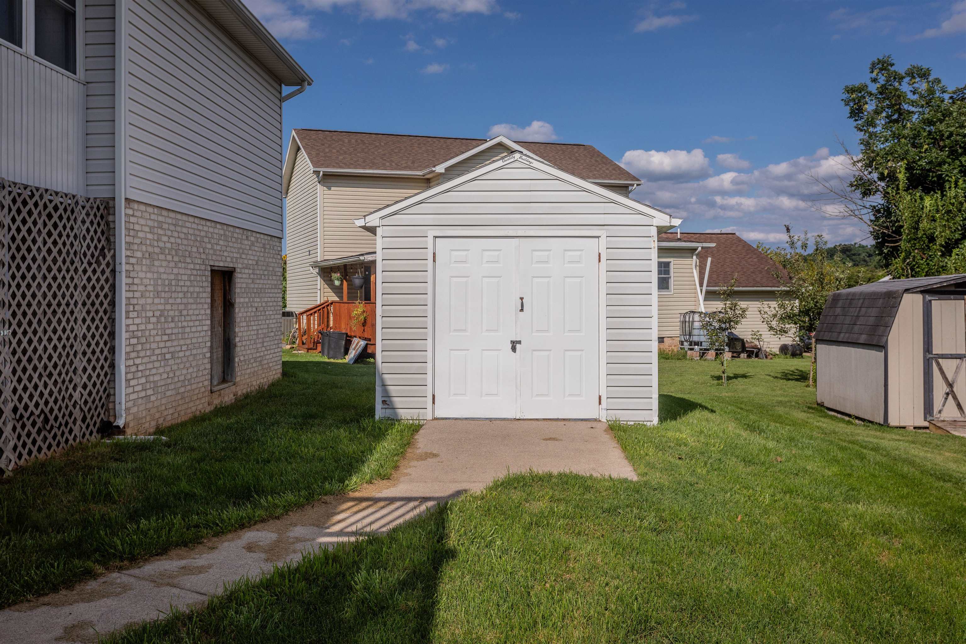 360 STONELEIGH DR, HARRISONBURG, Virginia 22801, 3 Bedrooms Bedrooms, ,2 BathroomsBathrooms,Residential,360 STONELEIGH DR,679680 MLS # 679680