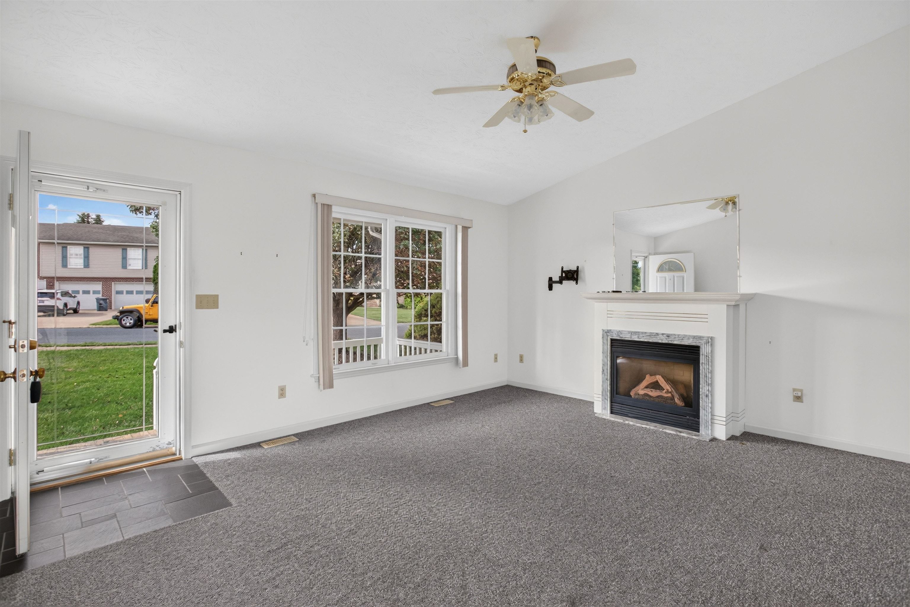 360 STONELEIGH DR, HARRISONBURG, Virginia 22801, 3 Bedrooms Bedrooms, ,2 BathroomsBathrooms,Residential,360 STONELEIGH DR,679680 MLS # 679680
