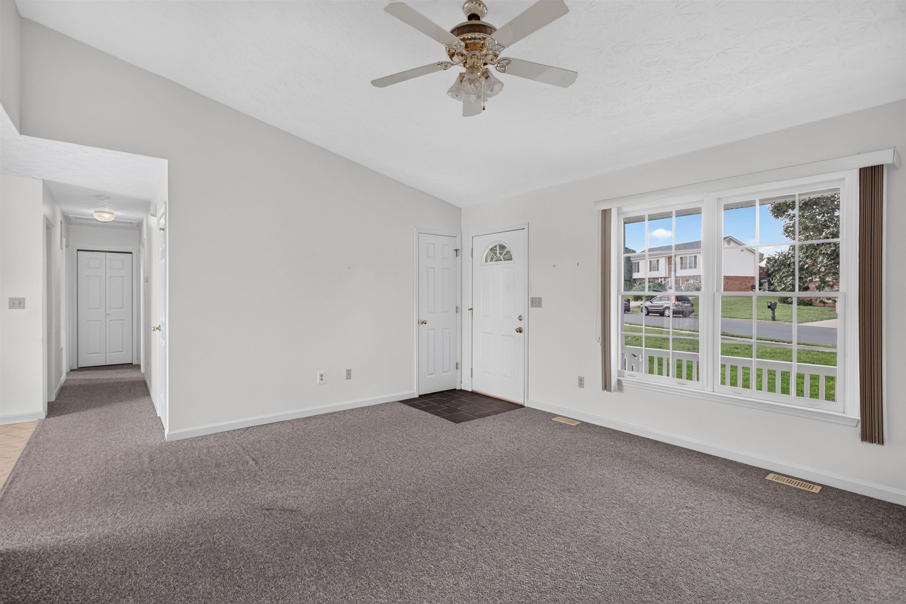 360 STONELEIGH DR, HARRISONBURG, Virginia 22801, 3 Bedrooms Bedrooms, ,2 BathroomsBathrooms,Residential,360 STONELEIGH DR,679680 MLS # 679680