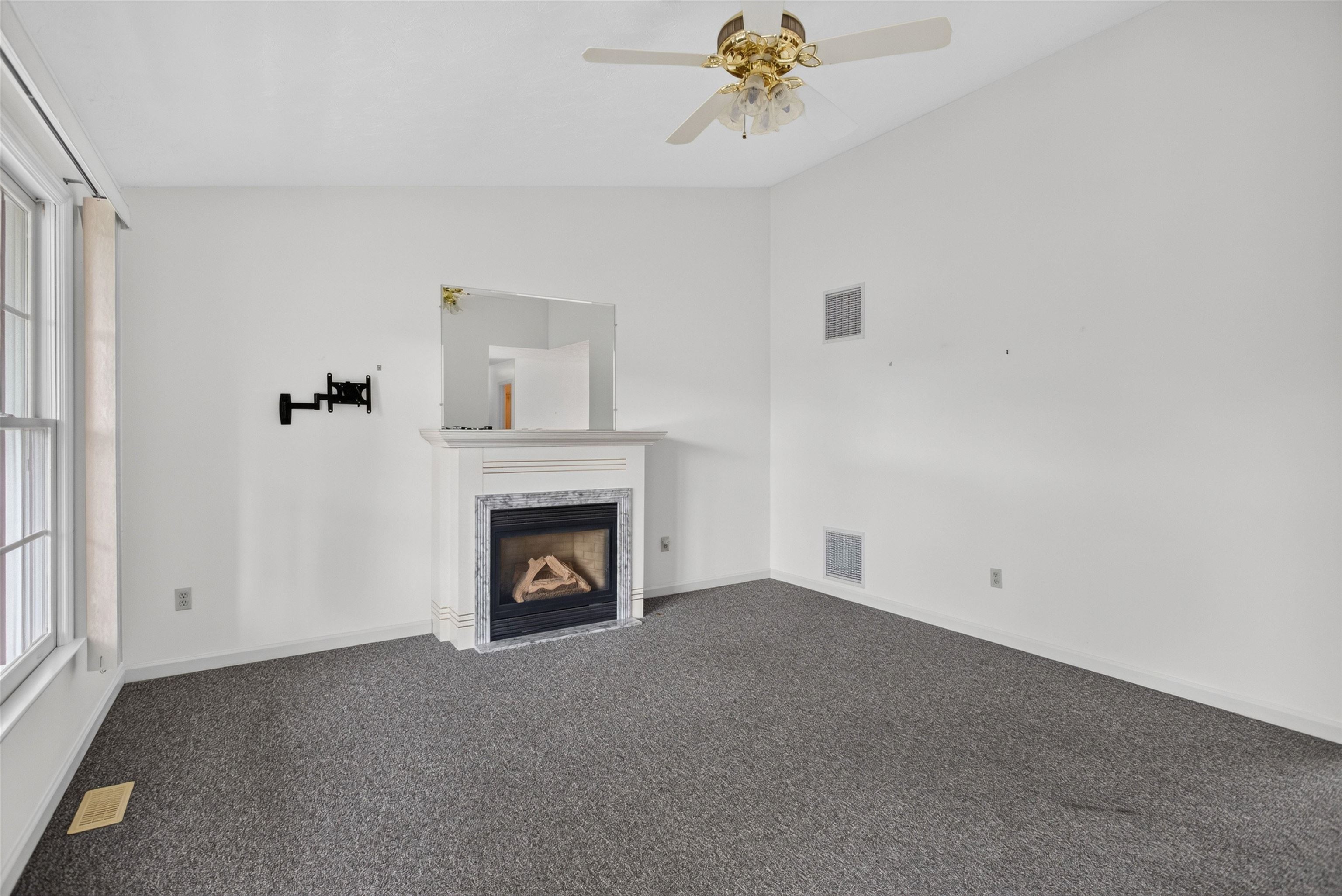 360 STONELEIGH DR, HARRISONBURG, Virginia 22801, 3 Bedrooms Bedrooms, ,2 BathroomsBathrooms,Residential,360 STONELEIGH DR,679680 MLS # 679680