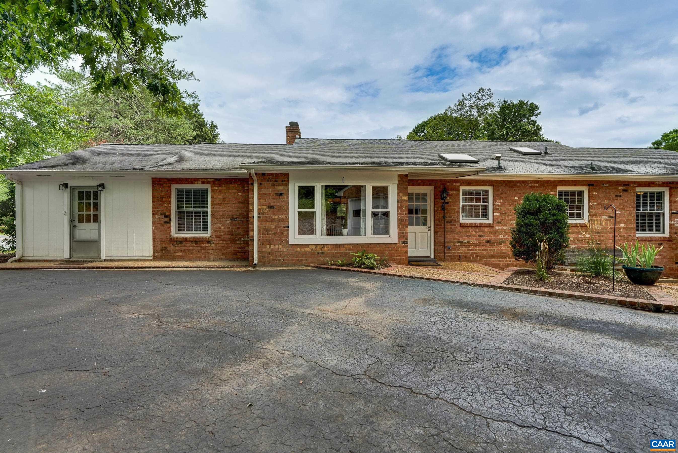 On-grade rear entry On-grade rear entry