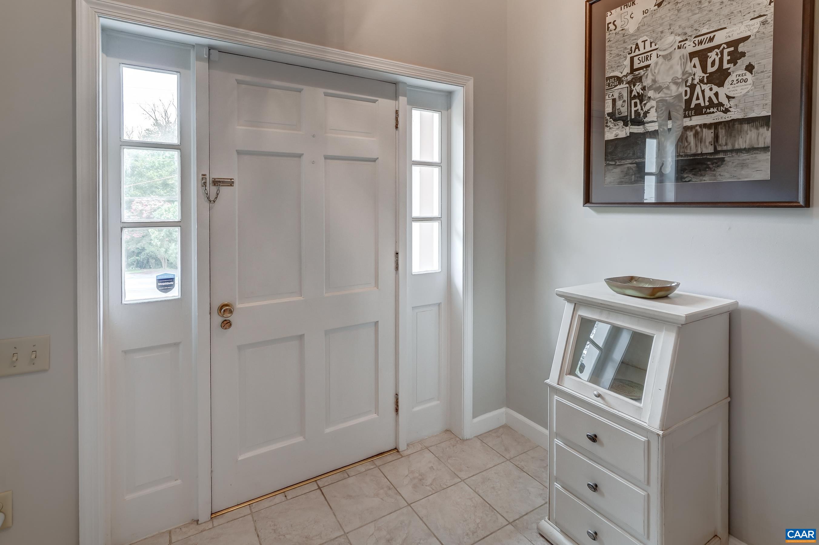 Neutral paints throughout the home. Neutral paints throughout the home.