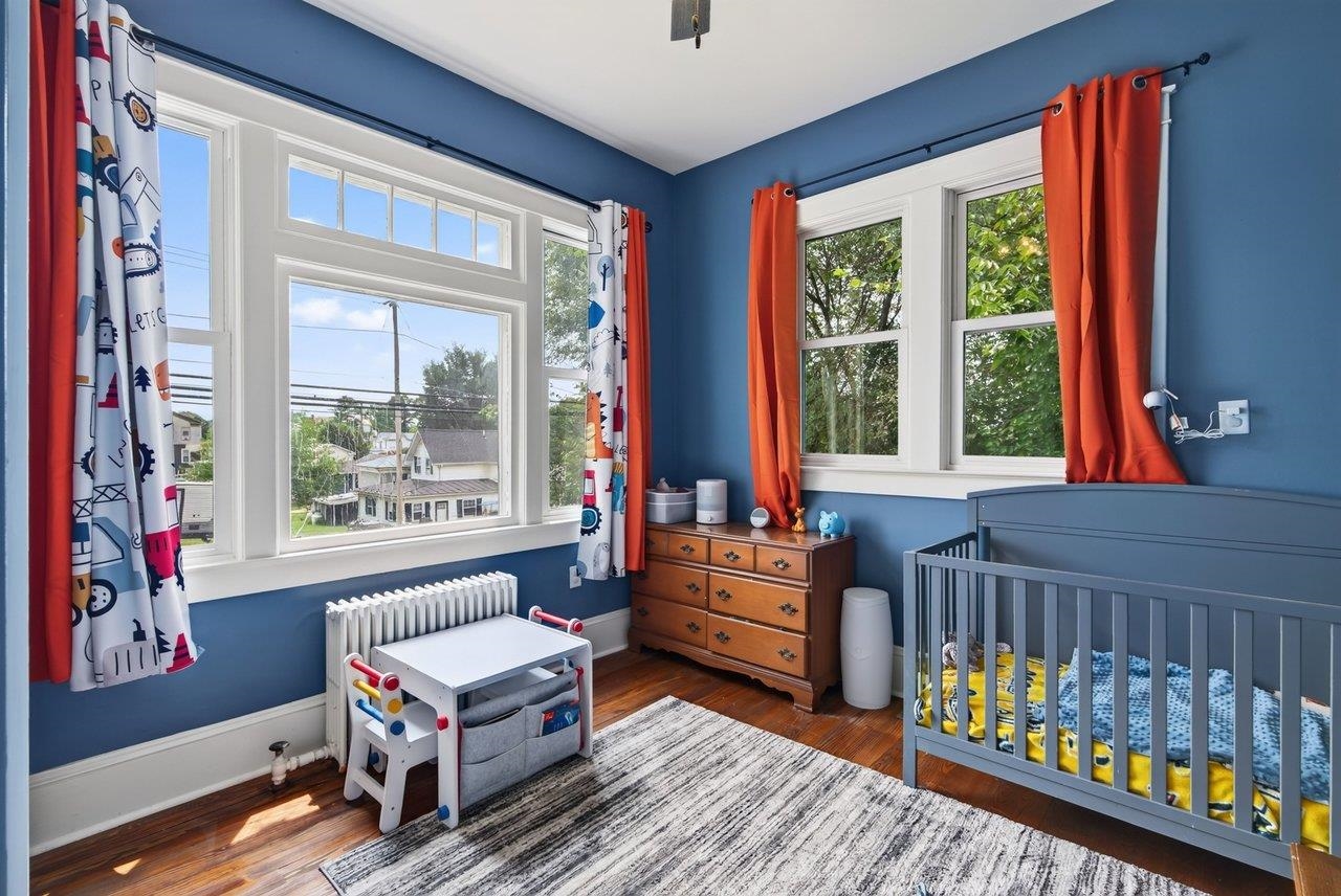 305 VIRGINIA AVE, SHENANDOAH, Virginia 22849, 3 Bedrooms Bedrooms, ,1 BathroomBathrooms,Residential,305 VIRGINIA AVE,680070 MLS # 680070 305 VIRGINIA AVE, SHENANDOAH, Virginia 22849, 3 Bedrooms Bedrooms, ,1 BathroomBathrooms,Residential,305 VIRGINIA AVE,680070 MLS # 680070