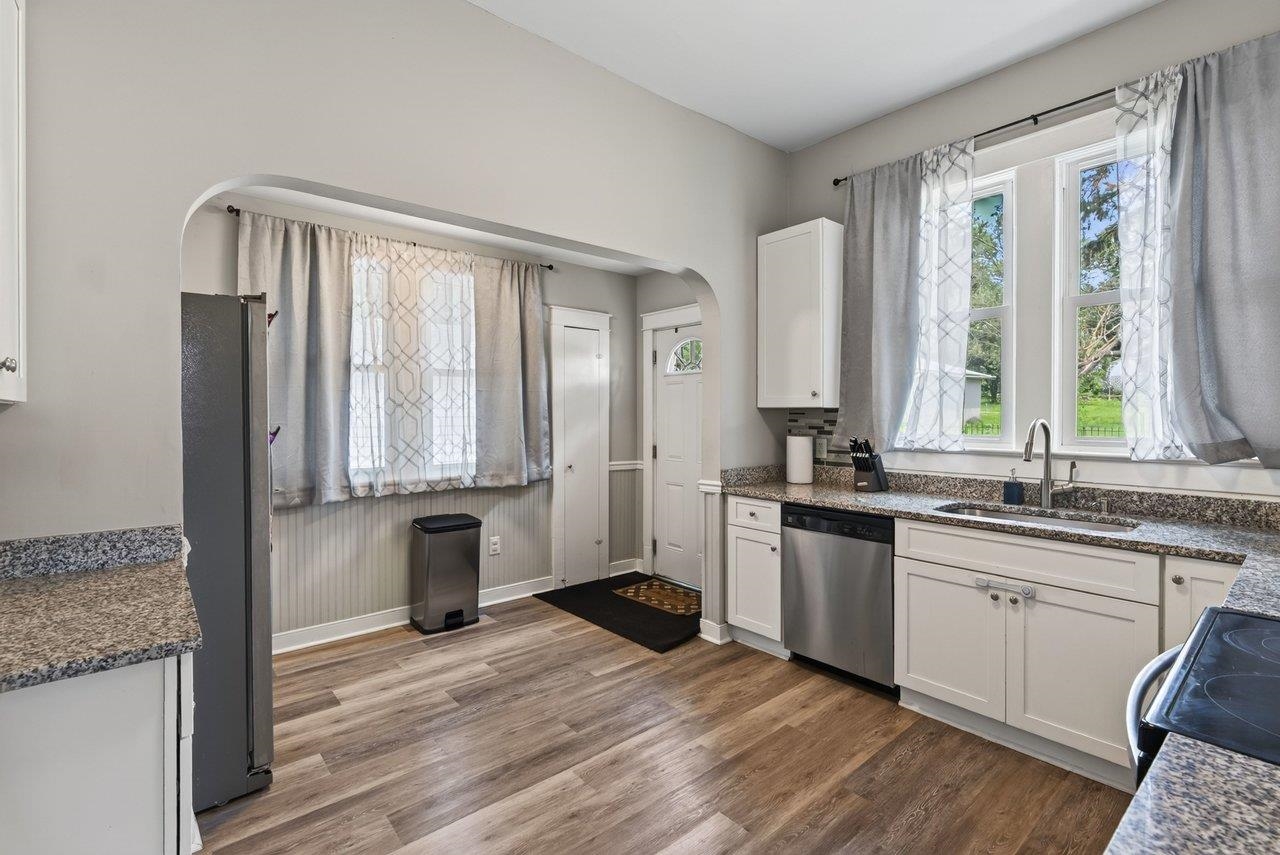 305 VIRGINIA AVE, SHENANDOAH, Virginia 22849, 3 Bedrooms Bedrooms, ,1 BathroomBathrooms,Residential,305 VIRGINIA AVE,680070 MLS # 680070 305 VIRGINIA AVE, SHENANDOAH, Virginia 22849, 3 Bedrooms Bedrooms, ,1 BathroomBathrooms,Residential,305 VIRGINIA AVE,680070 MLS # 680070