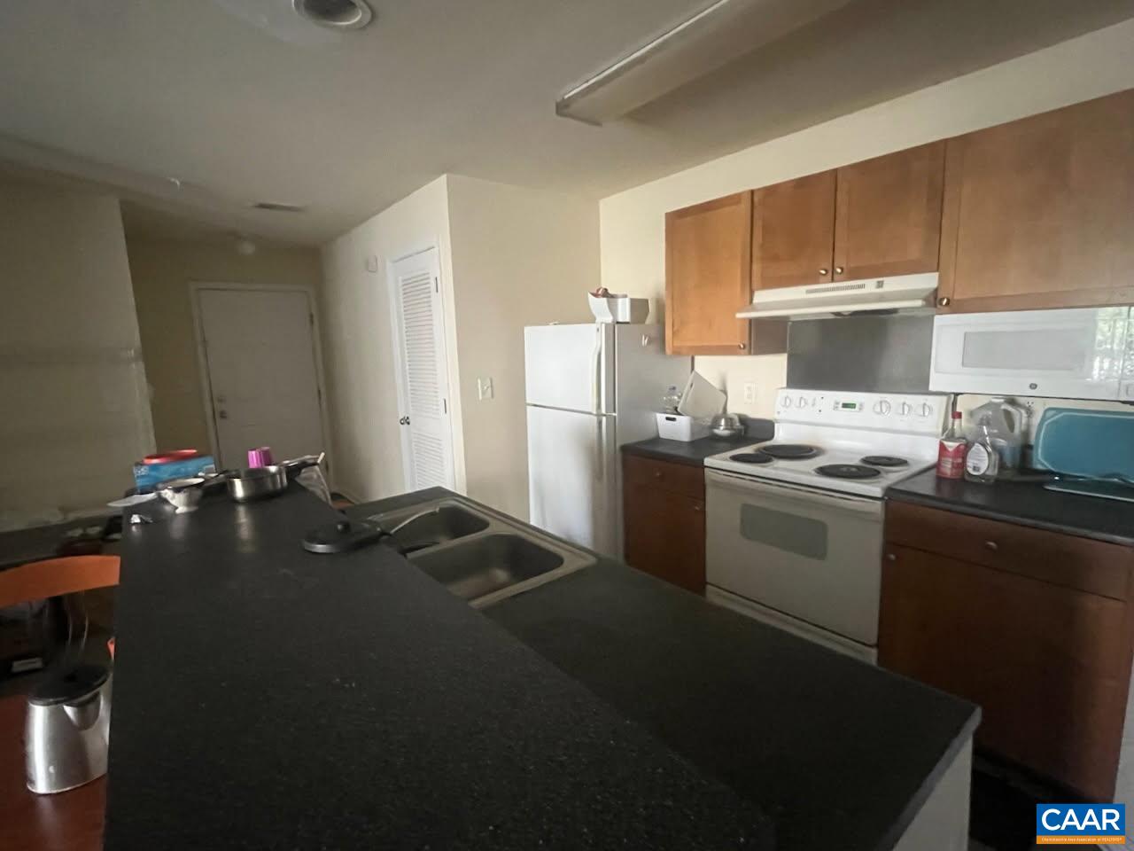 195 YELLOWSTONE DR, CHARLOTTESVILLE, Virginia 22903, 2 Bedrooms Bedrooms, ,2 BathroomsBathrooms,Residential,195 YELLOWSTONE DR,680071 MLS # 680071 195 YELLOWSTONE DR, CHARLOTTESVILLE, Virginia 22903, 2 Bedrooms Bedrooms, ,2 BathroomsBathrooms,Residential,195 YELLOWSTONE DR,680071 MLS # 680071
