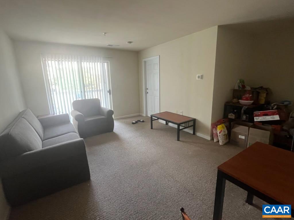 195 YELLOWSTONE DR, CHARLOTTESVILLE, Virginia 22903, 2 Bedrooms Bedrooms, ,2 BathroomsBathrooms,Residential,195 YELLOWSTONE DR,680071 MLS # 680071 195 YELLOWSTONE DR, CHARLOTTESVILLE, Virginia 22903, 2 Bedrooms Bedrooms, ,2 BathroomsBathrooms,Residential,195 YELLOWSTONE DR,680071 MLS # 680071