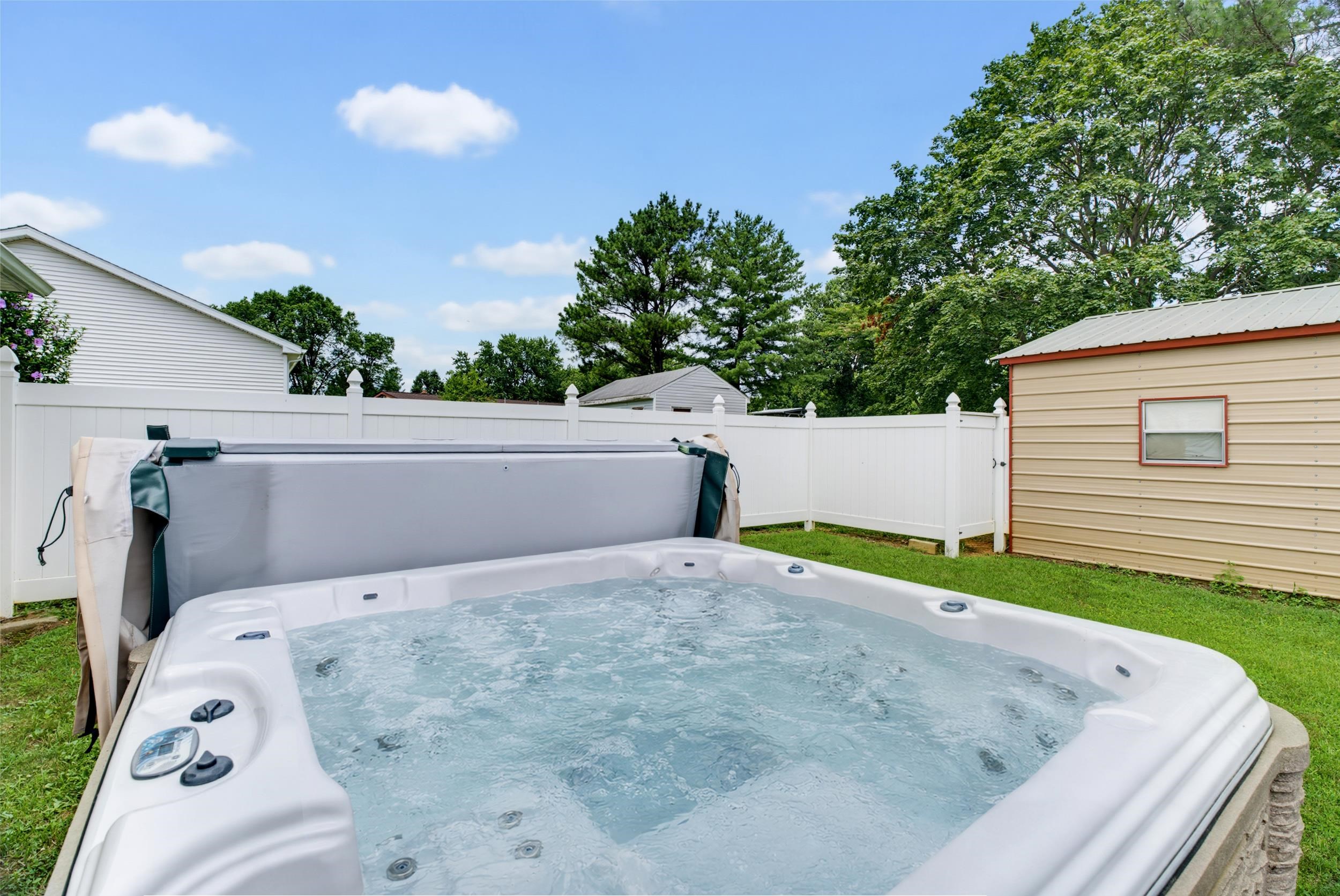 5834 BROAD ST, MOUNT JACKSON, Virginia 22842, 3 Bedrooms Bedrooms, ,1 BathroomBathrooms,Residential,5834 BROAD ST,680089 MLS # 680089 5834 BROAD ST, MOUNT JACKSON, Virginia 22842, 3 Bedrooms Bedrooms, ,1 BathroomBathrooms,Residential,5834 BROAD ST,680089 MLS # 680089