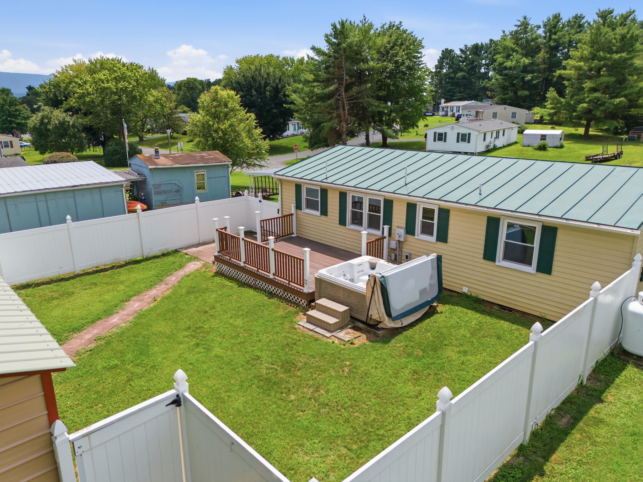 5834 BROAD ST, MOUNT JACKSON, Virginia 22842, 3 Bedrooms Bedrooms, ,1 BathroomBathrooms,Residential,5834 BROAD ST,680089 MLS # 680089 5834 BROAD ST, MOUNT JACKSON, Virginia 22842, 3 Bedrooms Bedrooms, ,1 BathroomBathrooms,Residential,5834 BROAD ST,680089 MLS # 680089