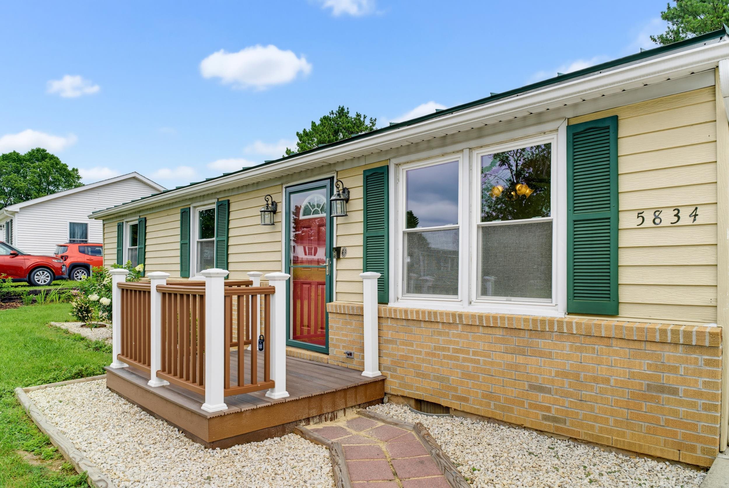 5834 BROAD ST, MOUNT JACKSON, Virginia 22842, 3 Bedrooms Bedrooms, ,1 BathroomBathrooms,Residential,5834 BROAD ST,680089 MLS # 680089 5834 BROAD ST, MOUNT JACKSON, Virginia 22842, 3 Bedrooms Bedrooms, ,1 BathroomBathrooms,Residential,5834 BROAD ST,680089 MLS # 680089