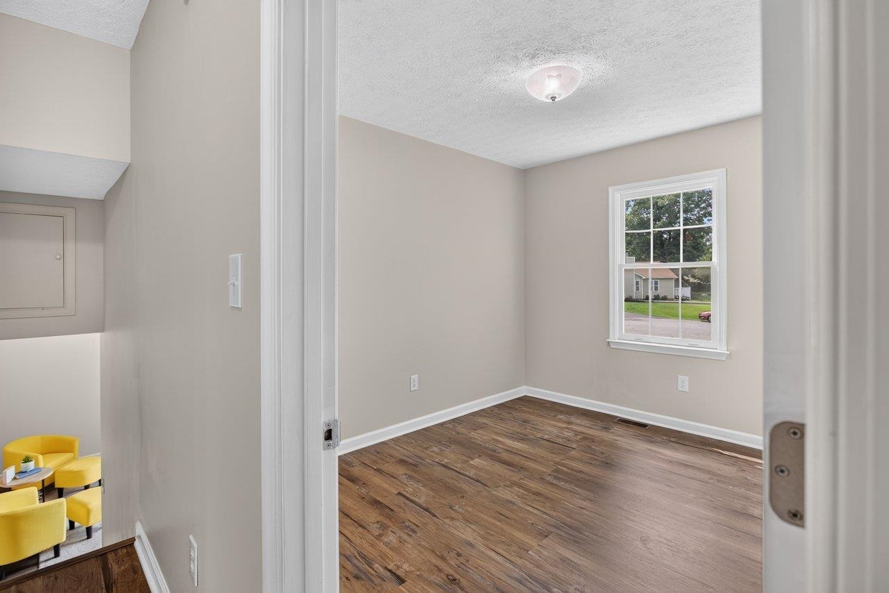 14 KINGSTON CT, STUARTS DRAFT, Virginia 24477, 3 Bedrooms Bedrooms, ,2 BathroomsBathrooms,Residential,14 KINGSTON CT,680092 MLS # 680092