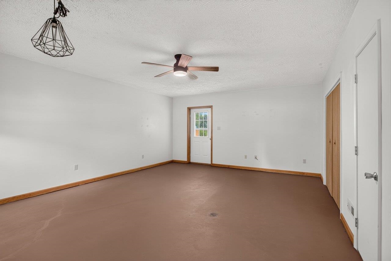 14 KINGSTON CT, STUARTS DRAFT, Virginia 24477, 3 Bedrooms Bedrooms, ,2 BathroomsBathrooms,Residential,14 KINGSTON CT,680092 MLS # 680092