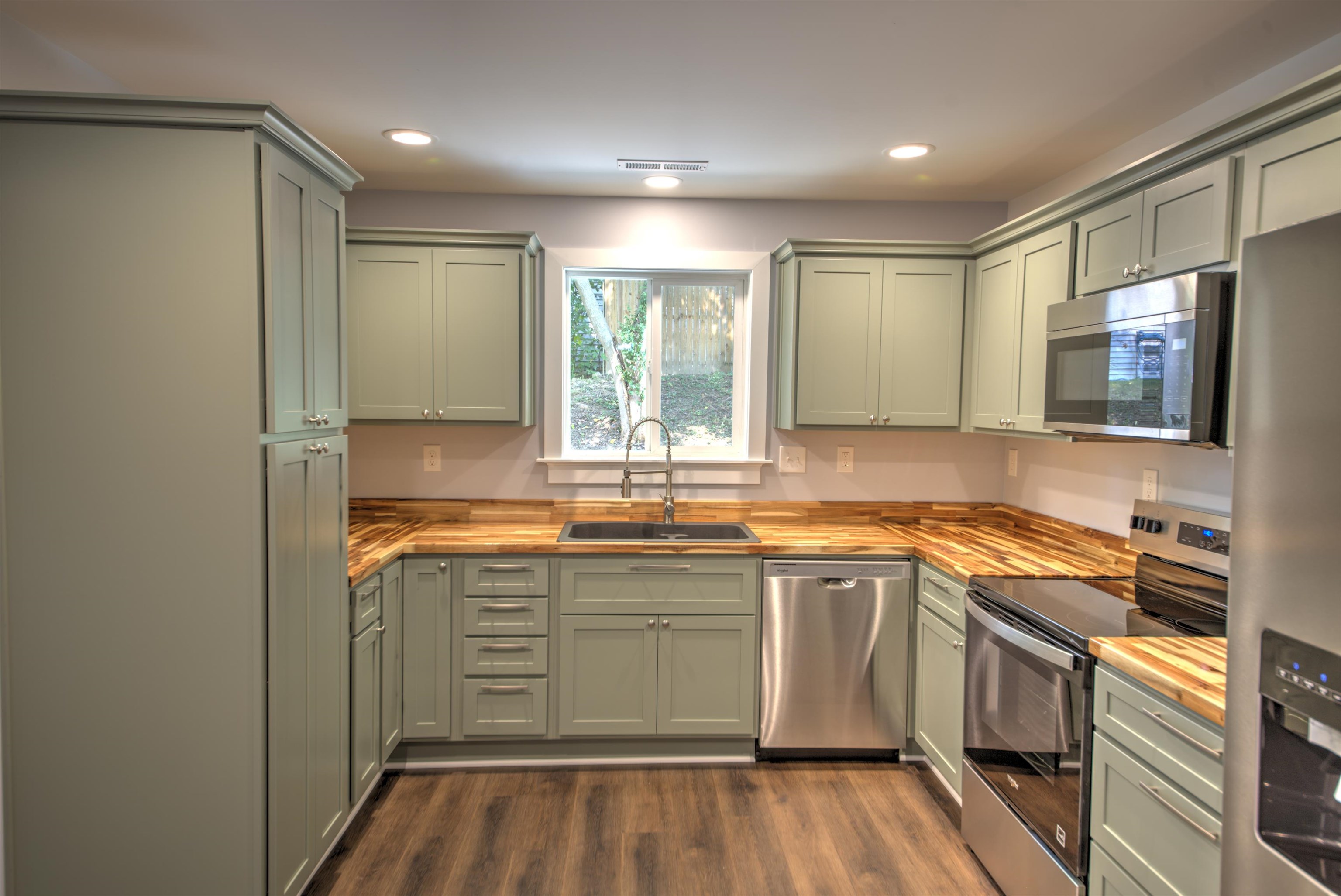 1430 SHENANDOAH AVE, WAYNESBORO, Virginia 22980, 3 Bedrooms Bedrooms, ,2 BathroomsBathrooms,Residential,1430 SHENANDOAH AVE,680094 MLS # 680094 1430 SHENANDOAH AVE, WAYNESBORO, Virginia 22980, 3 Bedrooms Bedrooms, ,2 BathroomsBathrooms,Residential,1430 SHENANDOAH AVE,680094 MLS # 680094