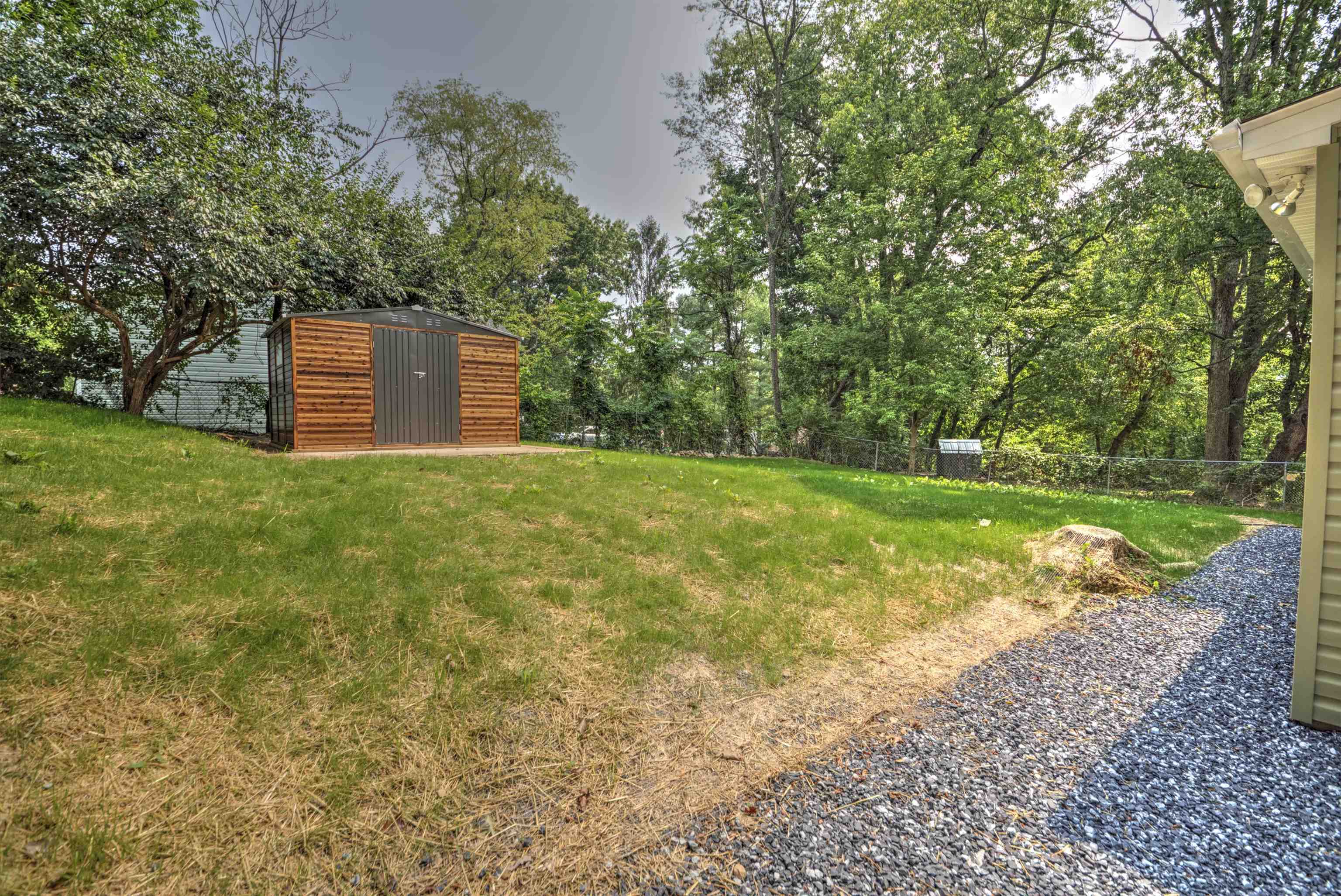 1430 SHENANDOAH AVE, WAYNESBORO, Virginia 22980, 3 Bedrooms Bedrooms, ,2 BathroomsBathrooms,Residential,1430 SHENANDOAH AVE,680094 MLS # 680094 1430 SHENANDOAH AVE, WAYNESBORO, Virginia 22980, 3 Bedrooms Bedrooms, ,2 BathroomsBathrooms,Residential,1430 SHENANDOAH AVE,680094 MLS # 680094