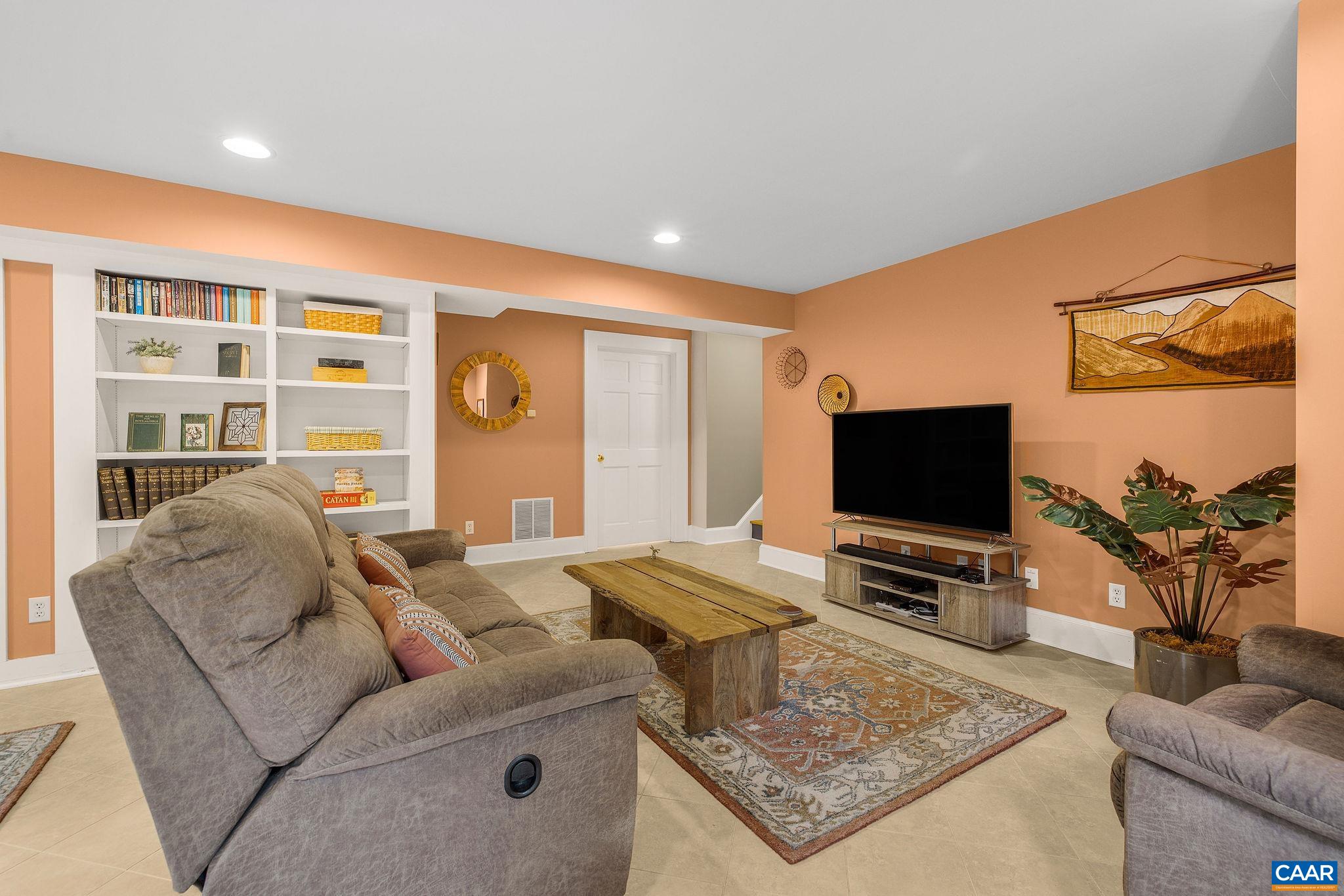 5030 RUTHERFORD RD, CHARLOTTESVILLE, Virginia 22901, 4 Bedrooms Bedrooms, ,3 BathroomsBathrooms,Residential,5030 RUTHERFORD RD,680097 MLS # 680097 5030 RUTHERFORD RD, CHARLOTTESVILLE, Virginia 22901, 4 Bedrooms Bedrooms, ,3 BathroomsBathrooms,Residential,5030 RUTHERFORD RD,680097 MLS # 680097