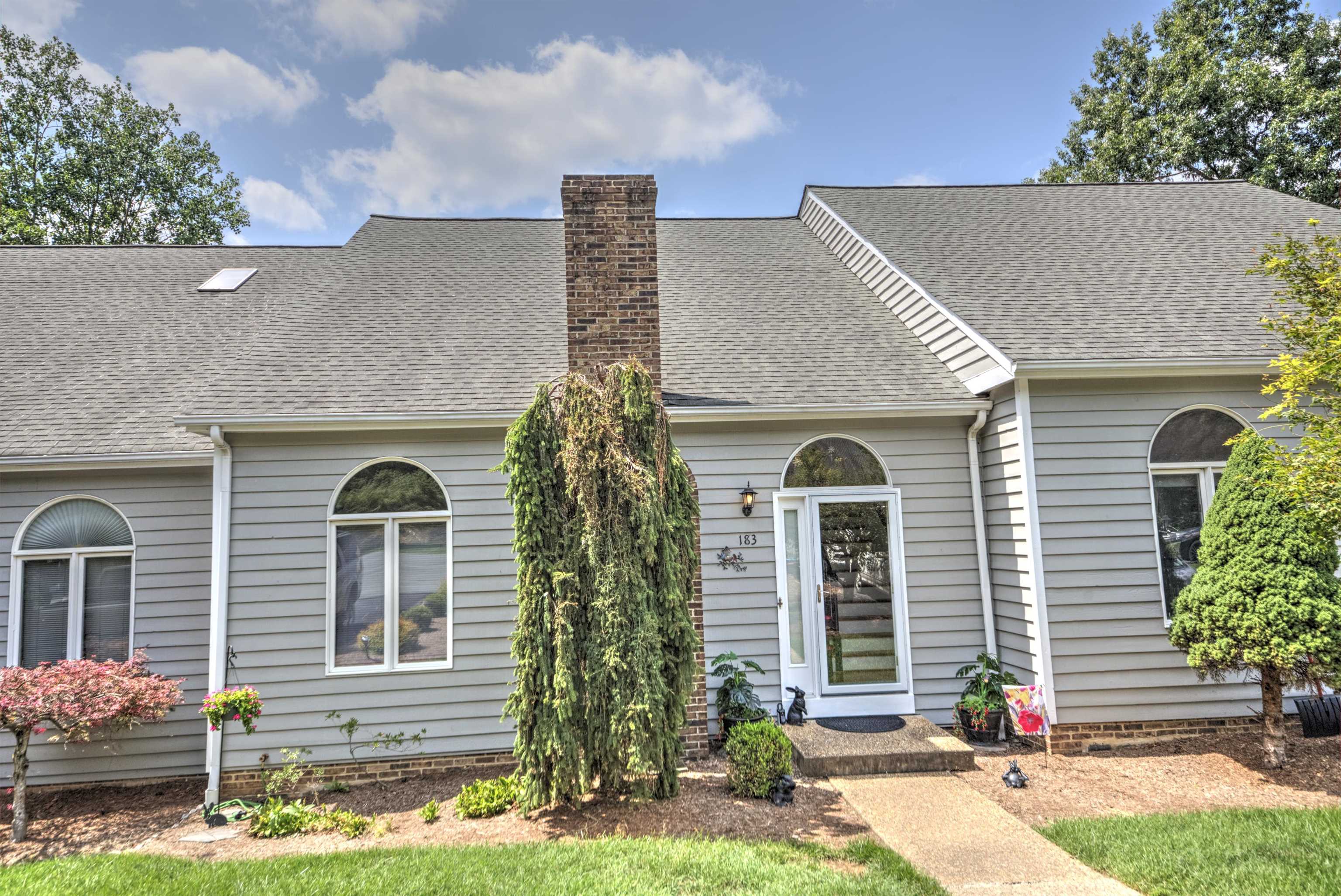 183 IDLEWOOD BLVD, STAUNTON, Virginia 24401, 4 Bedrooms Bedrooms, ,2 BathroomsBathrooms,Residential,183 IDLEWOOD BLVD,680102 MLS # 680102