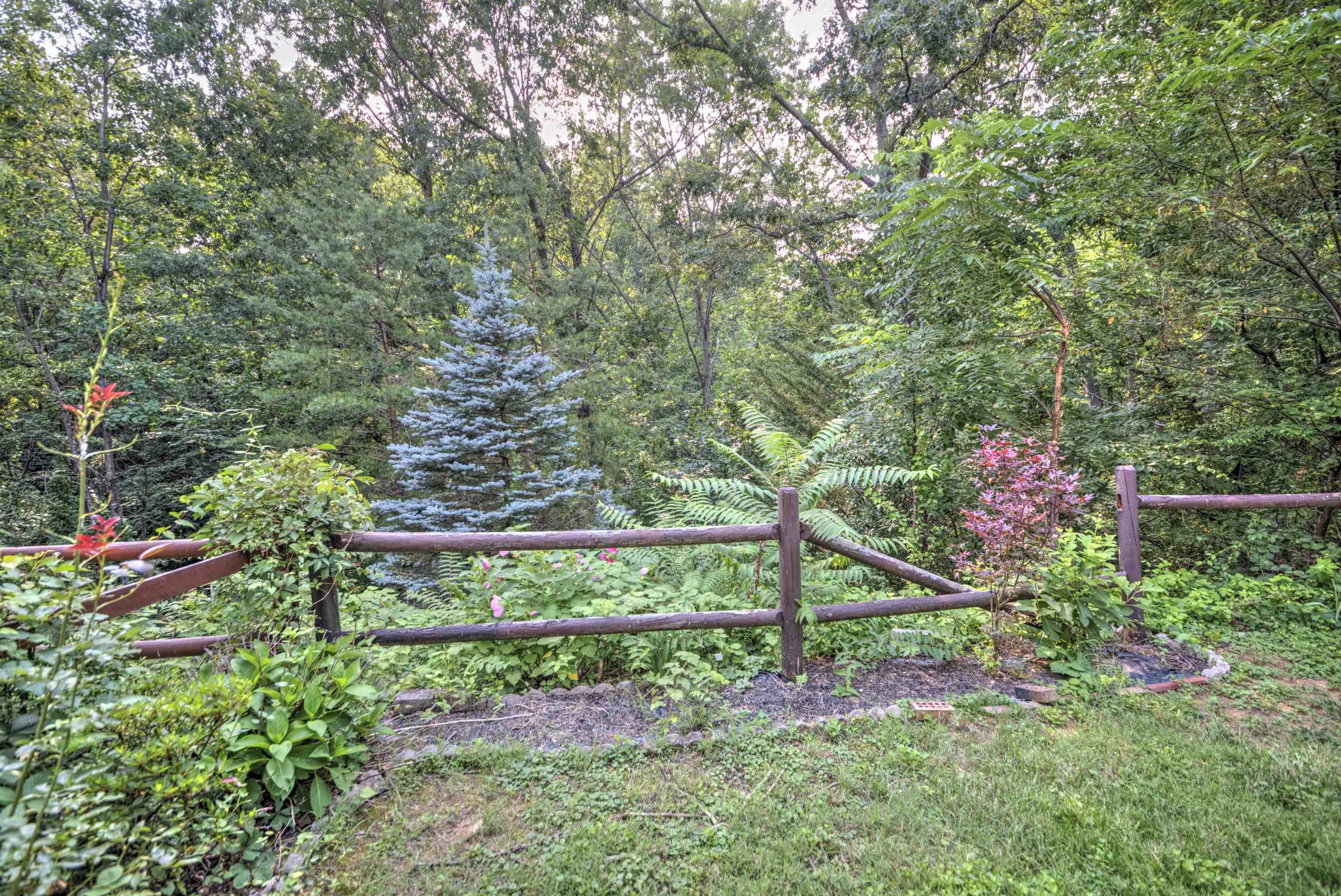183 IDLEWOOD BLVD, STAUNTON, Virginia 24401, 4 Bedrooms Bedrooms, ,2 BathroomsBathrooms,Residential,183 IDLEWOOD BLVD,680102 MLS # 680102
