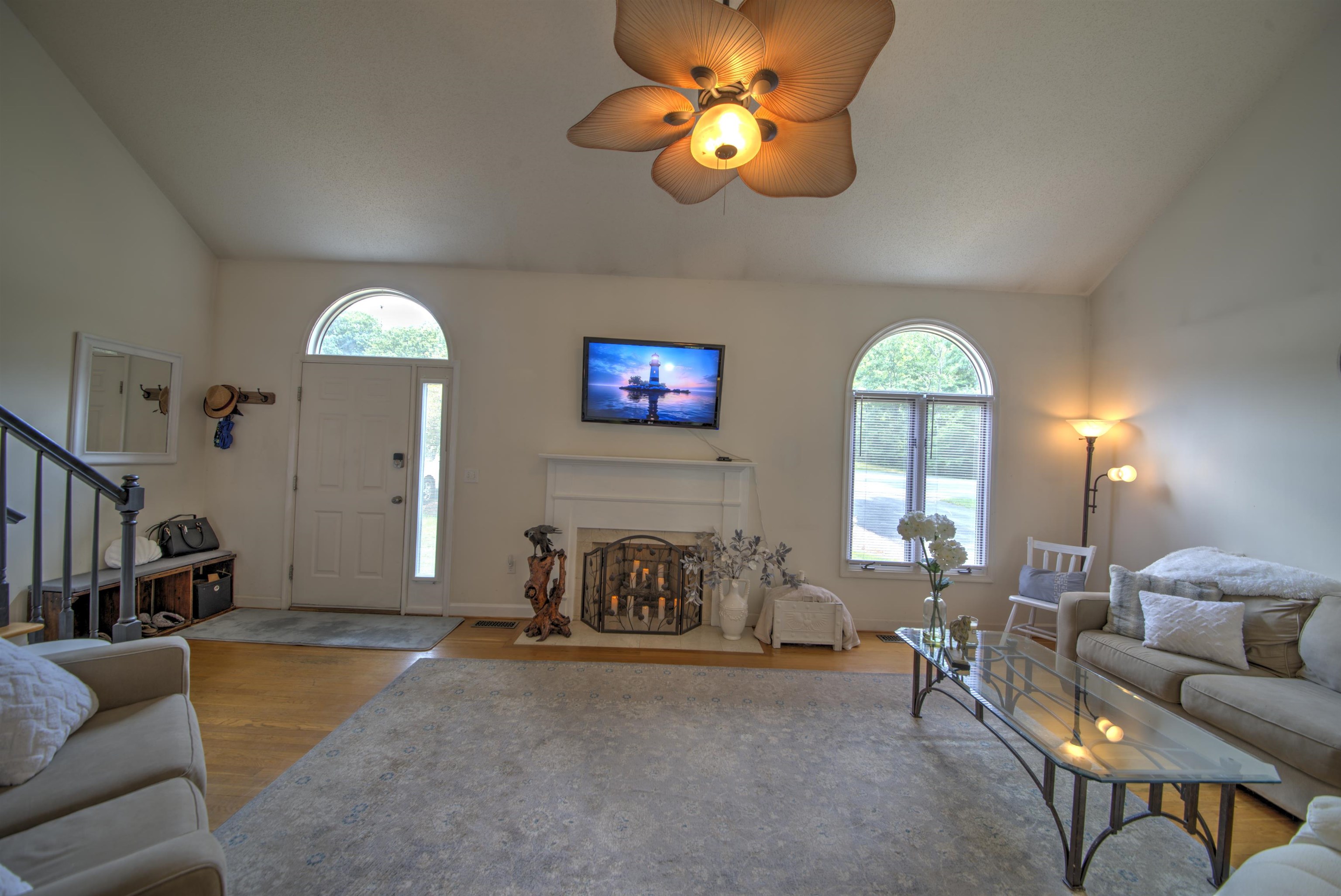 183 IDLEWOOD BLVD, STAUNTON, Virginia 24401, 4 Bedrooms Bedrooms, ,2 BathroomsBathrooms,Residential,183 IDLEWOOD BLVD,680102 MLS # 680102