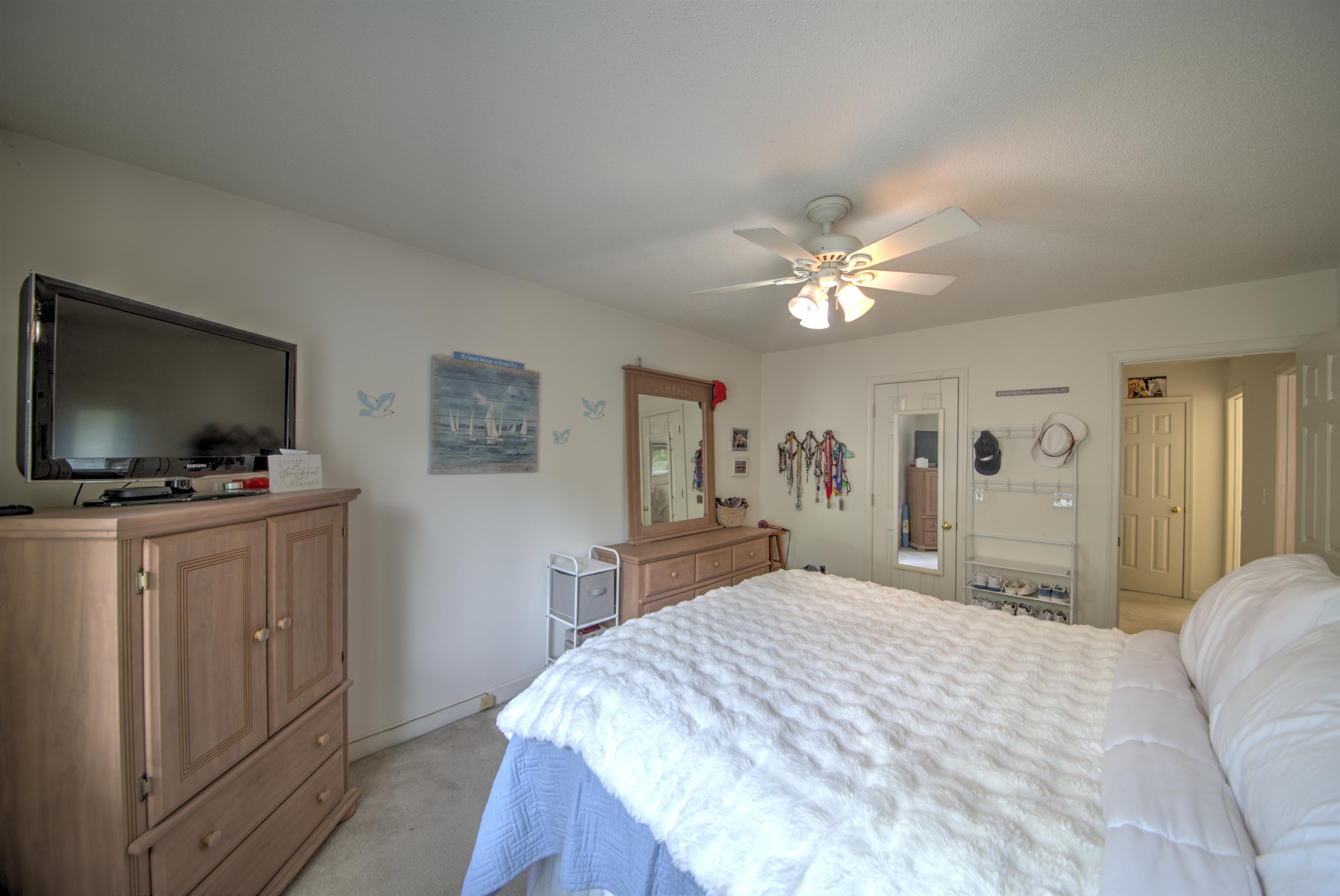 183 IDLEWOOD BLVD, STAUNTON, Virginia 24401, 4 Bedrooms Bedrooms, ,2 BathroomsBathrooms,Residential,183 IDLEWOOD BLVD,680102 MLS # 680102