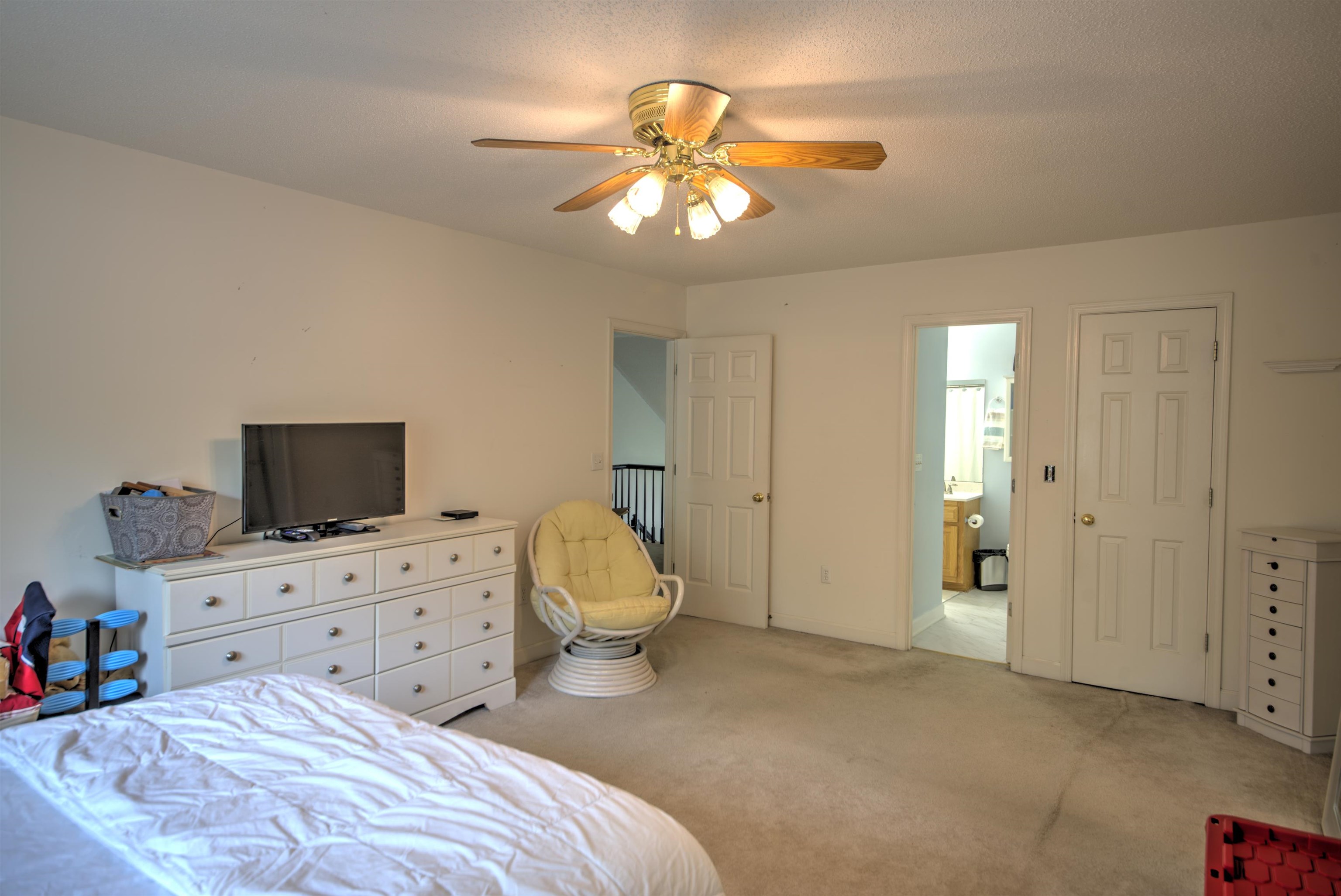 183 IDLEWOOD BLVD, STAUNTON, Virginia 24401, 4 Bedrooms Bedrooms, ,2 BathroomsBathrooms,Residential,183 IDLEWOOD BLVD,680102 MLS # 680102