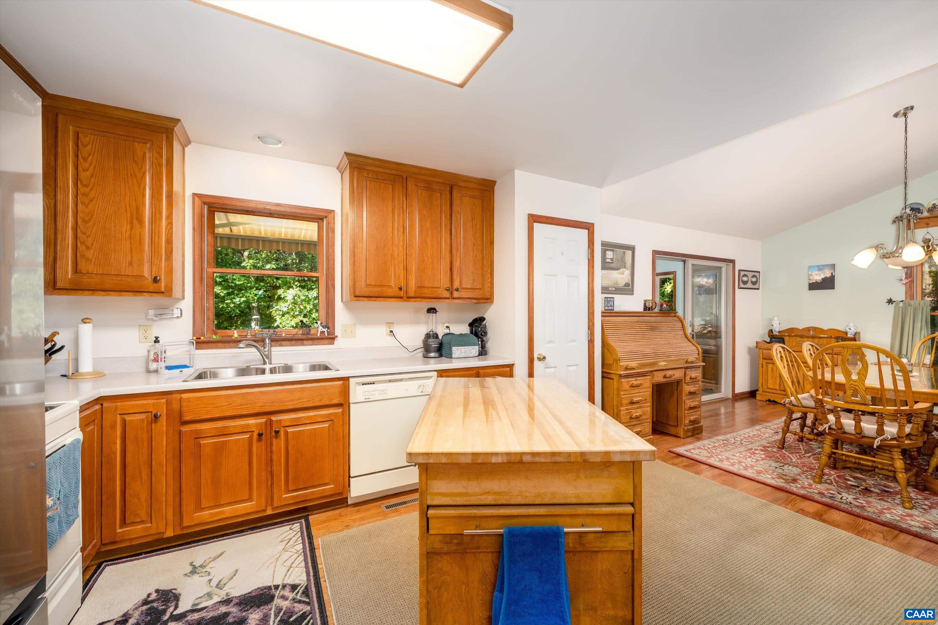 24 SADDLEBACK KNL, NELLYSFORD, Virginia 22958, 3 Bedrooms Bedrooms, ,2 BathroomsBathrooms,Residential,24 SADDLEBACK KNL,679683 MLS # 679683 24 SADDLEBACK KNL, NELLYSFORD, Virginia 22958, 3 Bedrooms Bedrooms, ,2 BathroomsBathrooms,Residential,24 SADDLEBACK KNL,679683 MLS # 679683