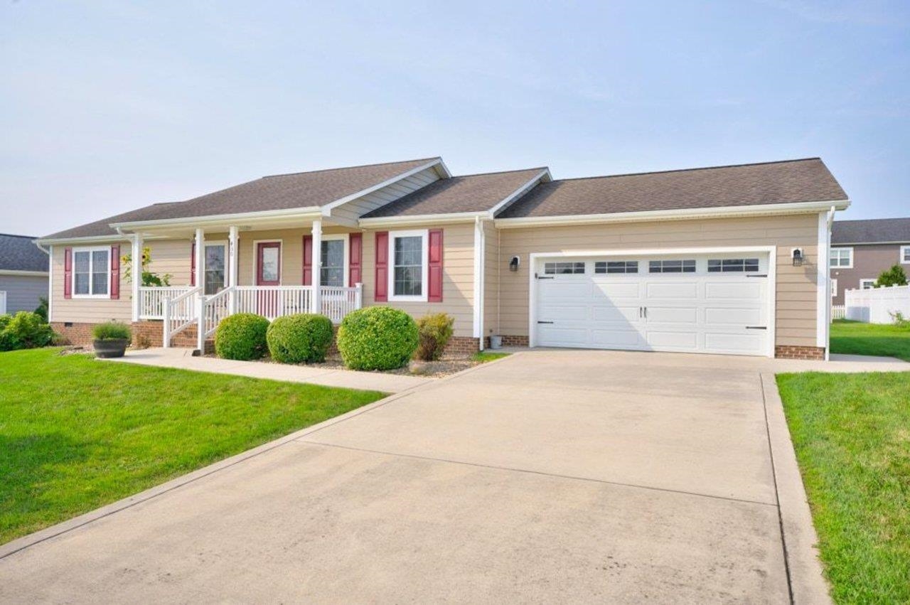 430 COYOTE RUN, BROADWAY, Virginia 22815, 3 Bedrooms Bedrooms, ,2 BathroomsBathrooms,Residential,430 COYOTE RUN,679848 MLS # 679848 430 COYOTE RUN, BROADWAY, Virginia 22815, 3 Bedrooms Bedrooms, ,2 BathroomsBathrooms,Residential,430 COYOTE RUN,679848 MLS # 679848