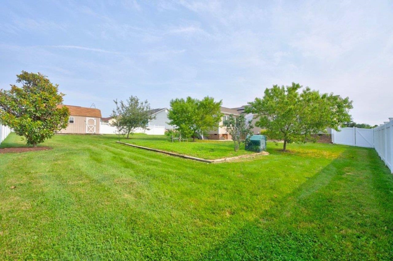 430 COYOTE RUN, BROADWAY, Virginia 22815, 3 Bedrooms Bedrooms, ,2 BathroomsBathrooms,Residential,430 COYOTE RUN,679848 MLS # 679848