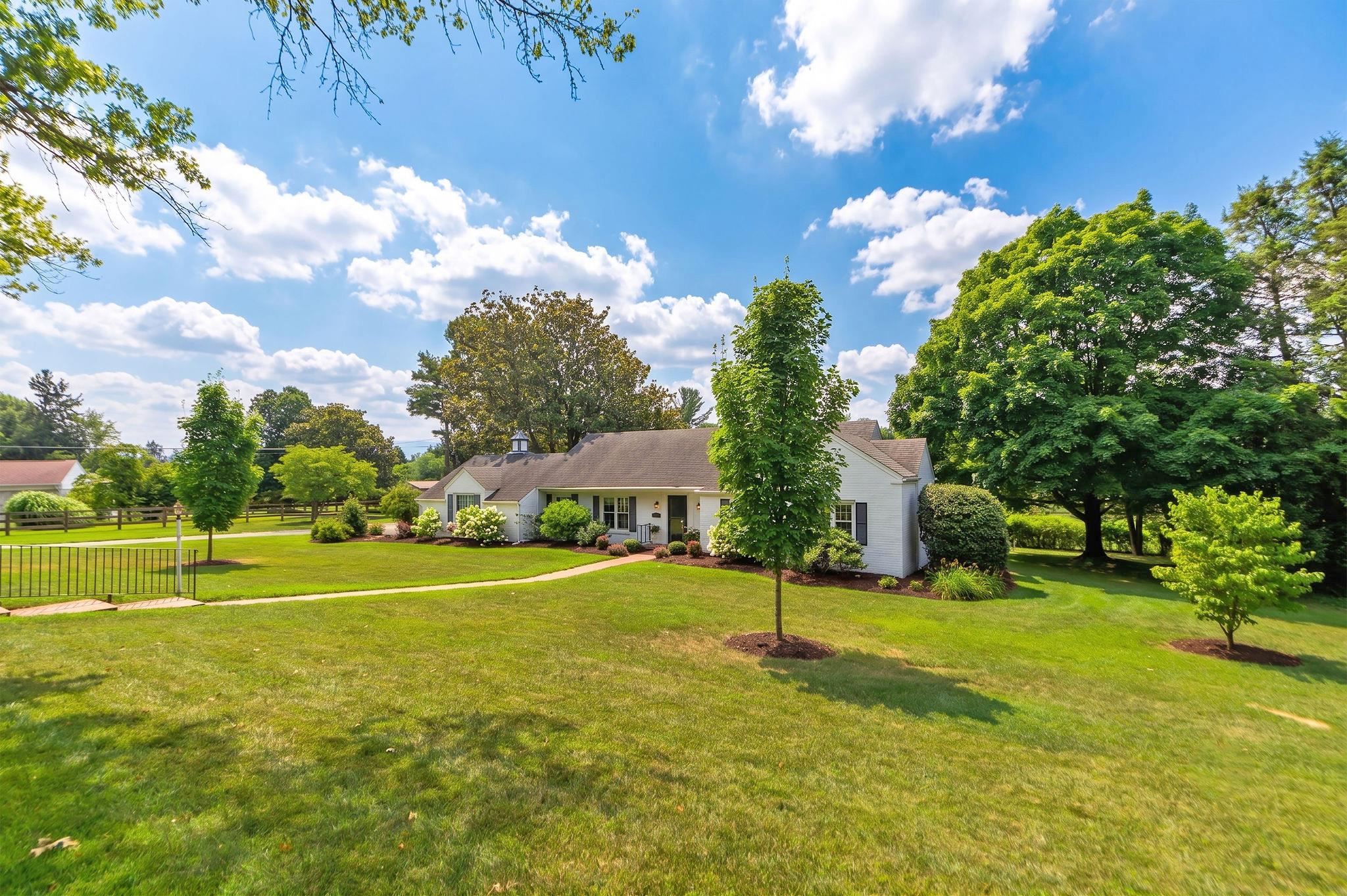 838 SHAWNEE RD, WAYNESBORO, Virginia 22980, 3 Bedrooms Bedrooms, ,2 BathroomsBathrooms,Residential,Effortless Elegance on the Green,838 SHAWNEE RD,679998 MLS # 679998 838 SHAWNEE RD, WAYNESBORO, Virginia 22980, 3 Bedrooms Bedrooms, ,2 BathroomsBathrooms,Residential,Effortless Elegance on the Green,838 SHAWNEE RD,679998 MLS # 679998
