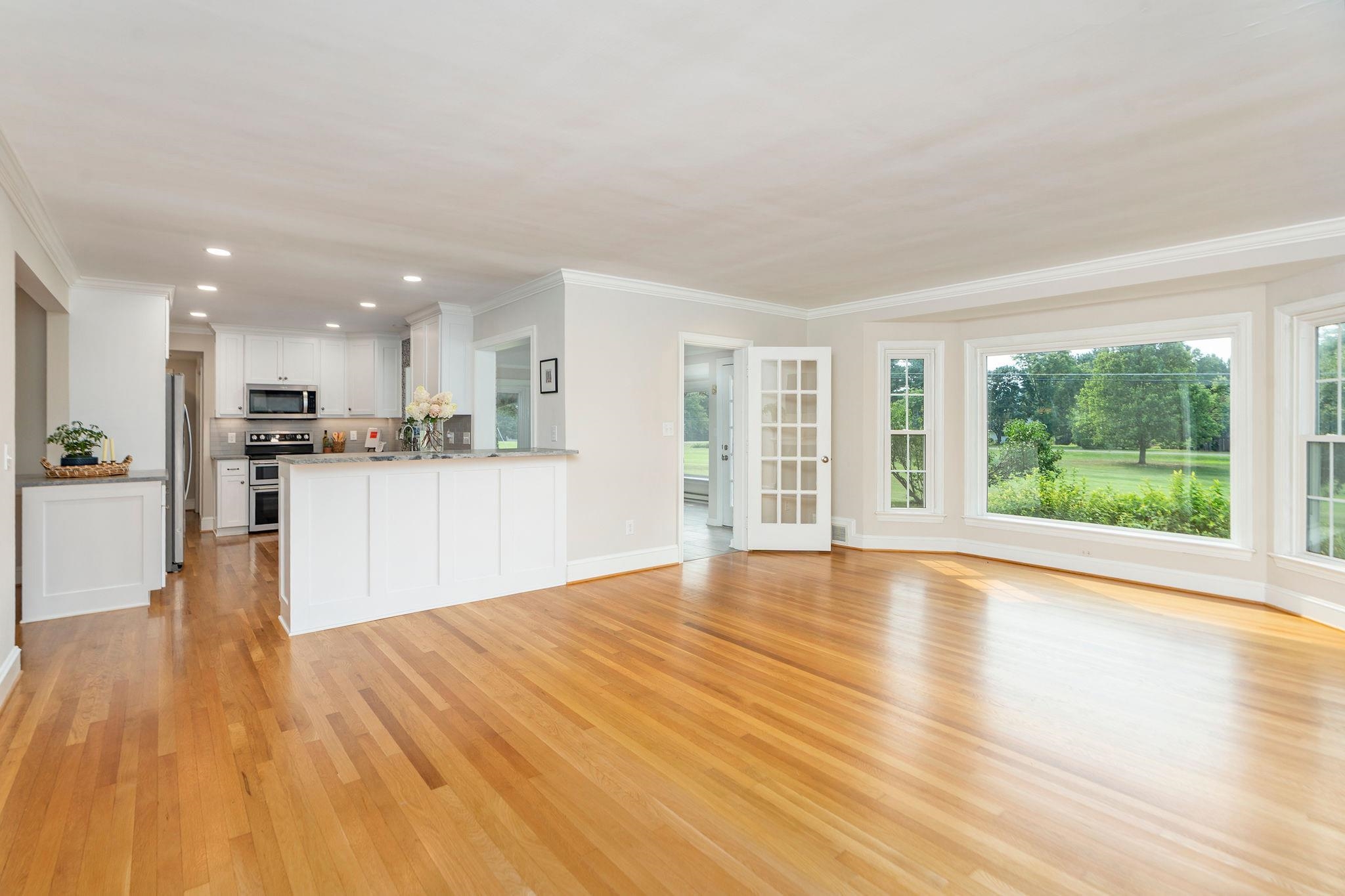 838 SHAWNEE RD, WAYNESBORO, Virginia 22980, 3 Bedrooms Bedrooms, ,2 BathroomsBathrooms,Residential,Effortless Elegance on the Green,838 SHAWNEE RD,679998 MLS # 679998 838 SHAWNEE RD, WAYNESBORO, Virginia 22980, 3 Bedrooms Bedrooms, ,2 BathroomsBathrooms,Residential,Effortless Elegance on the Green,838 SHAWNEE RD,679998 MLS # 679998