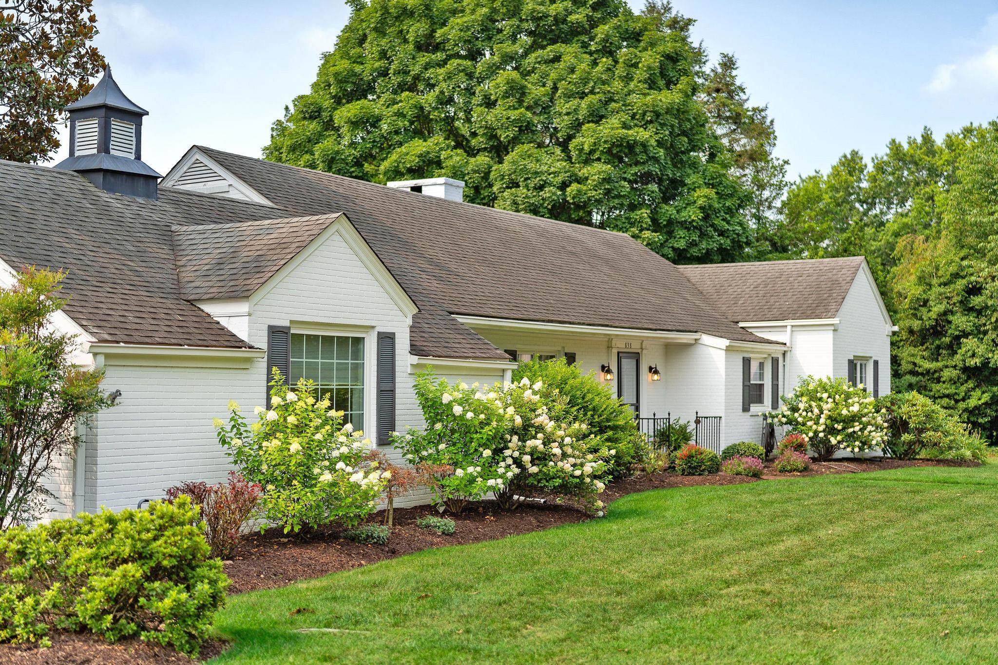838 SHAWNEE RD, WAYNESBORO, Virginia 22980, 3 Bedrooms Bedrooms, ,2 BathroomsBathrooms,Residential,Effortless Elegance on the Green,838 SHAWNEE RD,679998 MLS # 679998 838 SHAWNEE RD, WAYNESBORO, Virginia 22980, 3 Bedrooms Bedrooms, ,2 BathroomsBathrooms,Residential,Effortless Elegance on the Green,838 SHAWNEE RD,679998 MLS # 679998