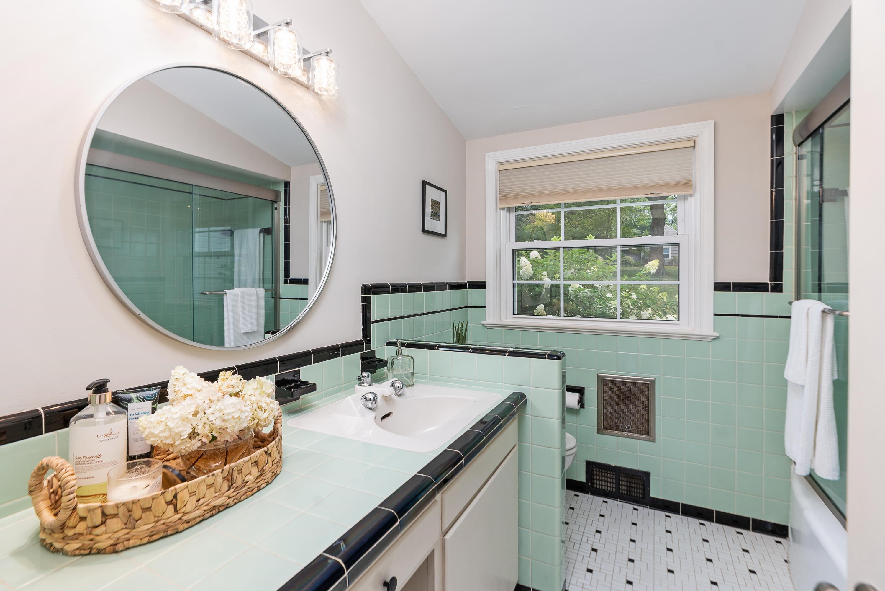 838 SHAWNEE RD, WAYNESBORO, Virginia 22980, 3 Bedrooms Bedrooms, ,2 BathroomsBathrooms,Residential,Effortless Elegance on the Green,838 SHAWNEE RD,679998 MLS # 679998 838 SHAWNEE RD, WAYNESBORO, Virginia 22980, 3 Bedrooms Bedrooms, ,2 BathroomsBathrooms,Residential,Effortless Elegance on the Green,838 SHAWNEE RD,679998 MLS # 679998