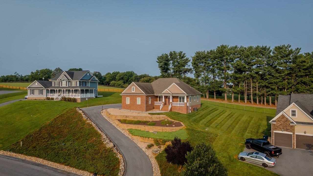 1540 MARIGOLD CIR, ROCKINGHAM, Virginia 22801, 4 Bedrooms Bedrooms, ,3 BathroomsBathrooms,Residential,1540 MARIGOLD CIR,680003 MLS # 680003