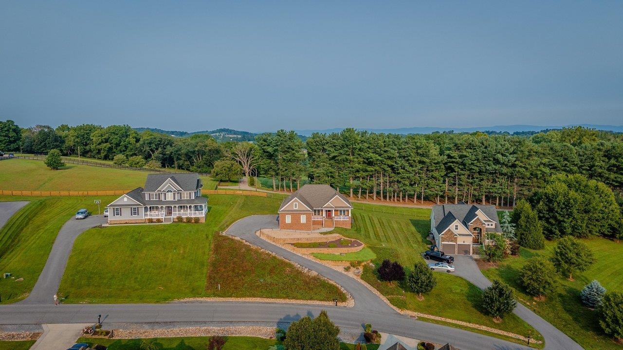 1540 MARIGOLD CIR, ROCKINGHAM, Virginia 22801, 4 Bedrooms Bedrooms, ,3 BathroomsBathrooms,Residential,1540 MARIGOLD CIR,680003 MLS # 680003