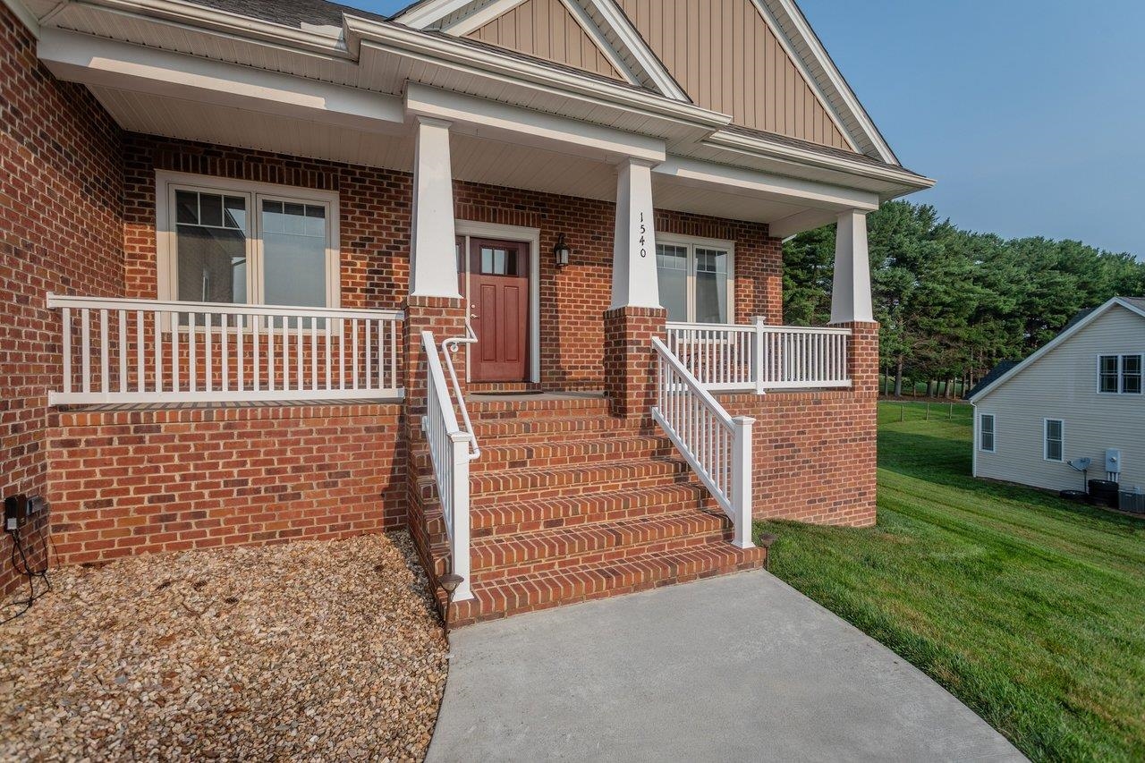 1540 MARIGOLD CIR, ROCKINGHAM, Virginia 22801, 4 Bedrooms Bedrooms, ,3 BathroomsBathrooms,Residential,1540 MARIGOLD CIR,680003 MLS # 680003