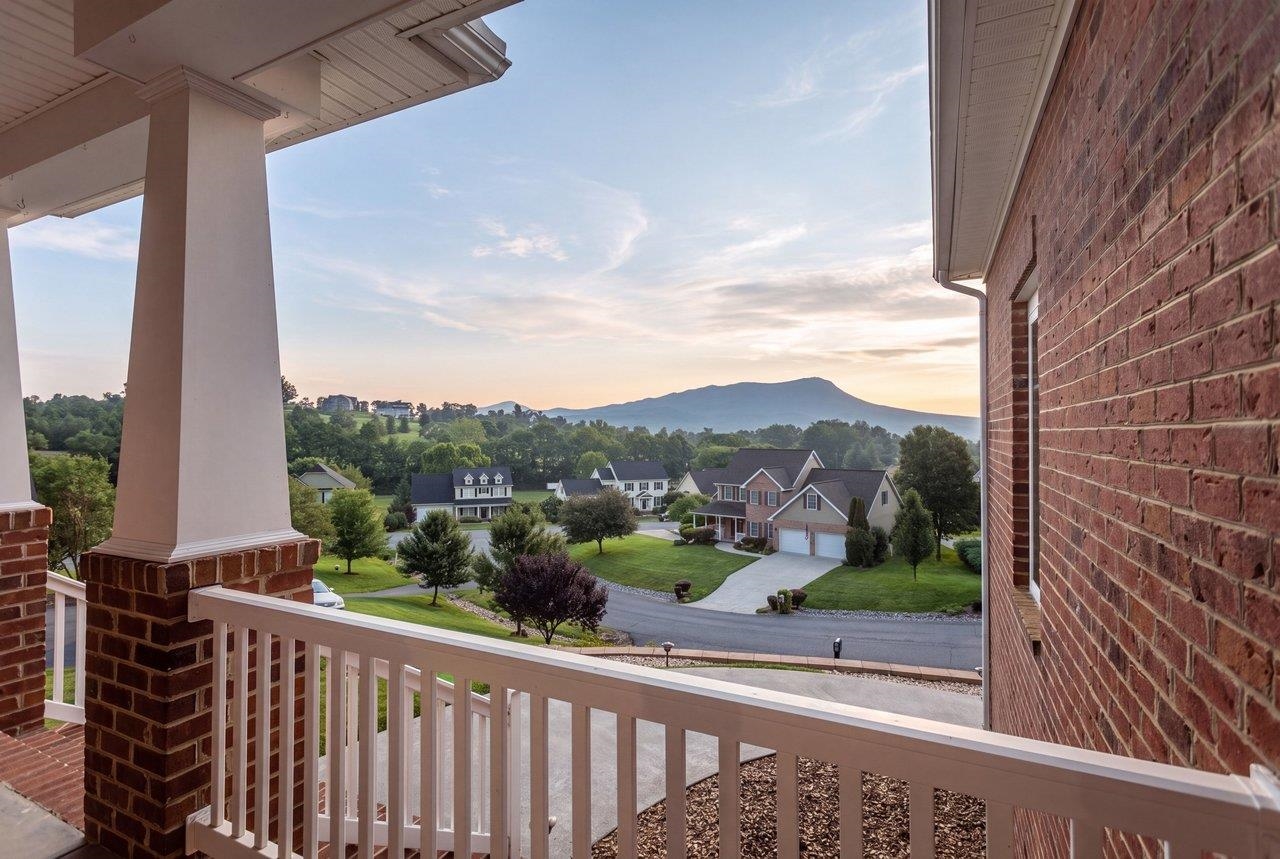 1540 MARIGOLD CIR, ROCKINGHAM, Virginia 22801, 4 Bedrooms Bedrooms, ,3 BathroomsBathrooms,Residential,1540 MARIGOLD CIR,680003 MLS # 680003