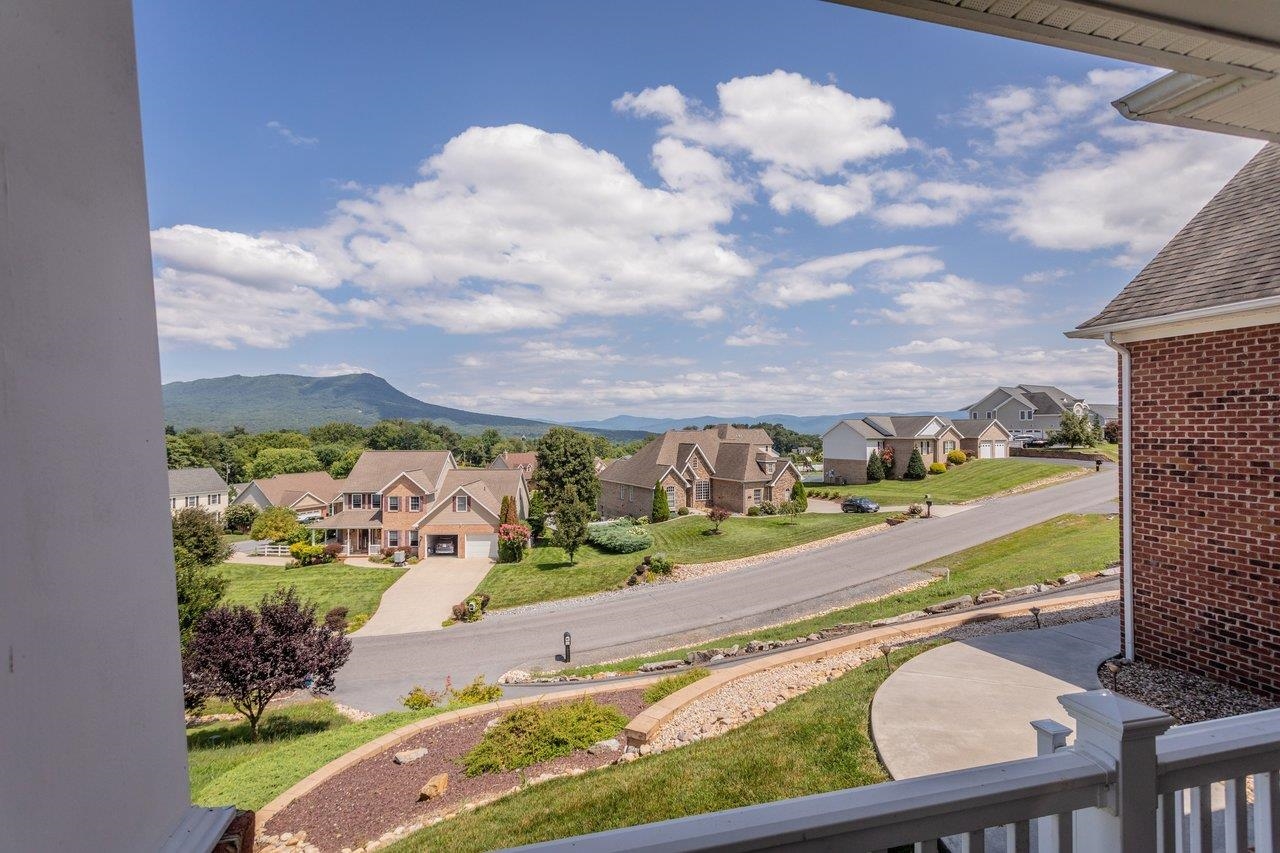 1540 MARIGOLD CIR, ROCKINGHAM, Virginia 22801, 4 Bedrooms Bedrooms, ,3 BathroomsBathrooms,Residential,1540 MARIGOLD CIR,680003 MLS # 680003