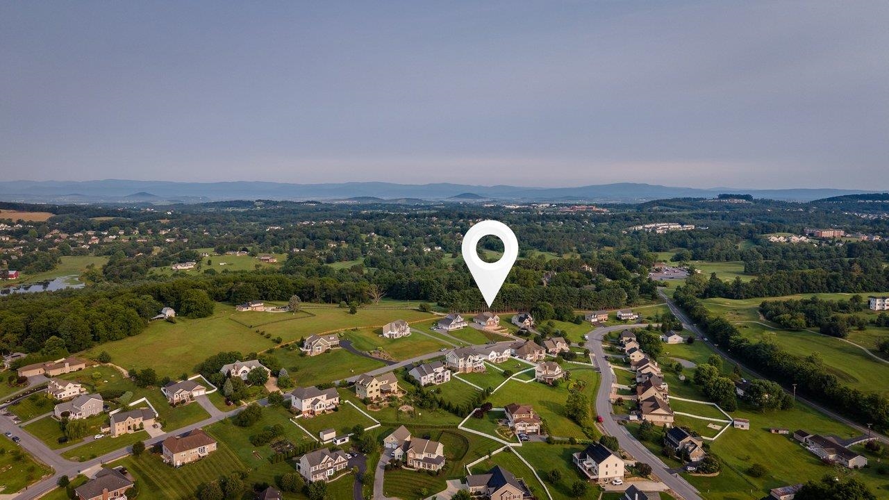 1540 MARIGOLD CIR, ROCKINGHAM, Virginia 22801, 4 Bedrooms Bedrooms, ,3 BathroomsBathrooms,Residential,1540 MARIGOLD CIR,680003 MLS # 680003