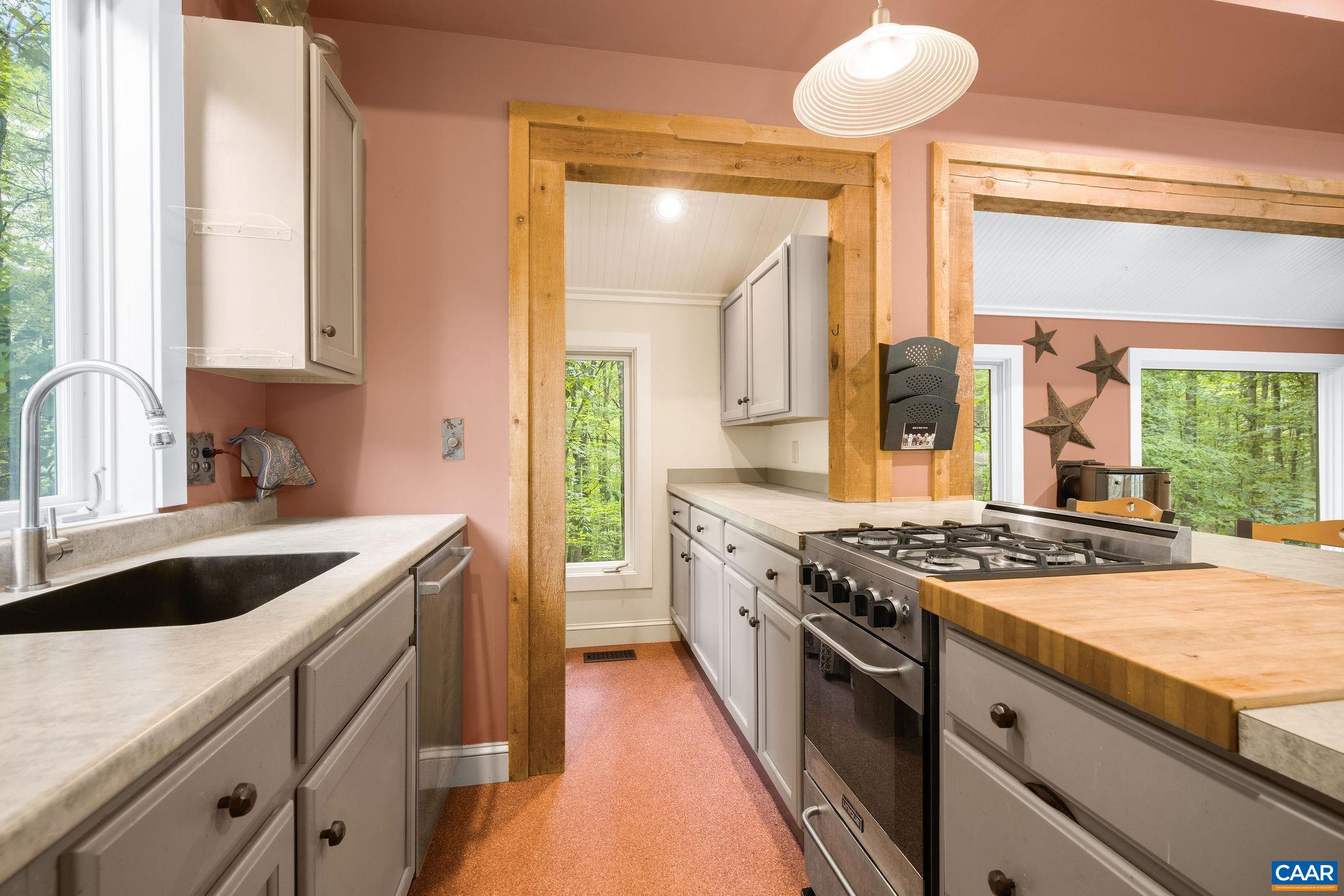 3355 PEAVINE HOLLOW RD, CROZET, Virginia 22932, 1 Bedroom Bedrooms, ,1 BathroomBathrooms,Residential,3355 PEAVINE HOLLOW RD,680098 MLS # 680098 3355 PEAVINE HOLLOW RD, CROZET, Virginia 22932, 1 Bedroom Bedrooms, ,1 BathroomBathrooms,Residential,3355 PEAVINE HOLLOW RD,680098 MLS # 680098