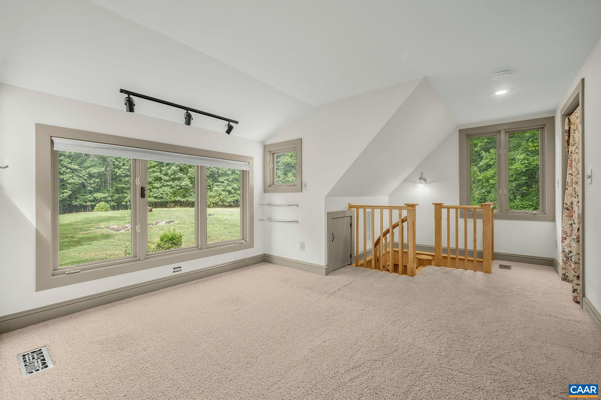 3355 PEAVINE HOLLOW RD, CROZET, Virginia 22932, 1 Bedroom Bedrooms, ,1 BathroomBathrooms,Residential,3355 PEAVINE HOLLOW RD,680098 MLS # 680098 3355 PEAVINE HOLLOW RD, CROZET, Virginia 22932, 1 Bedroom Bedrooms, ,1 BathroomBathrooms,Residential,3355 PEAVINE HOLLOW RD,680098 MLS # 680098