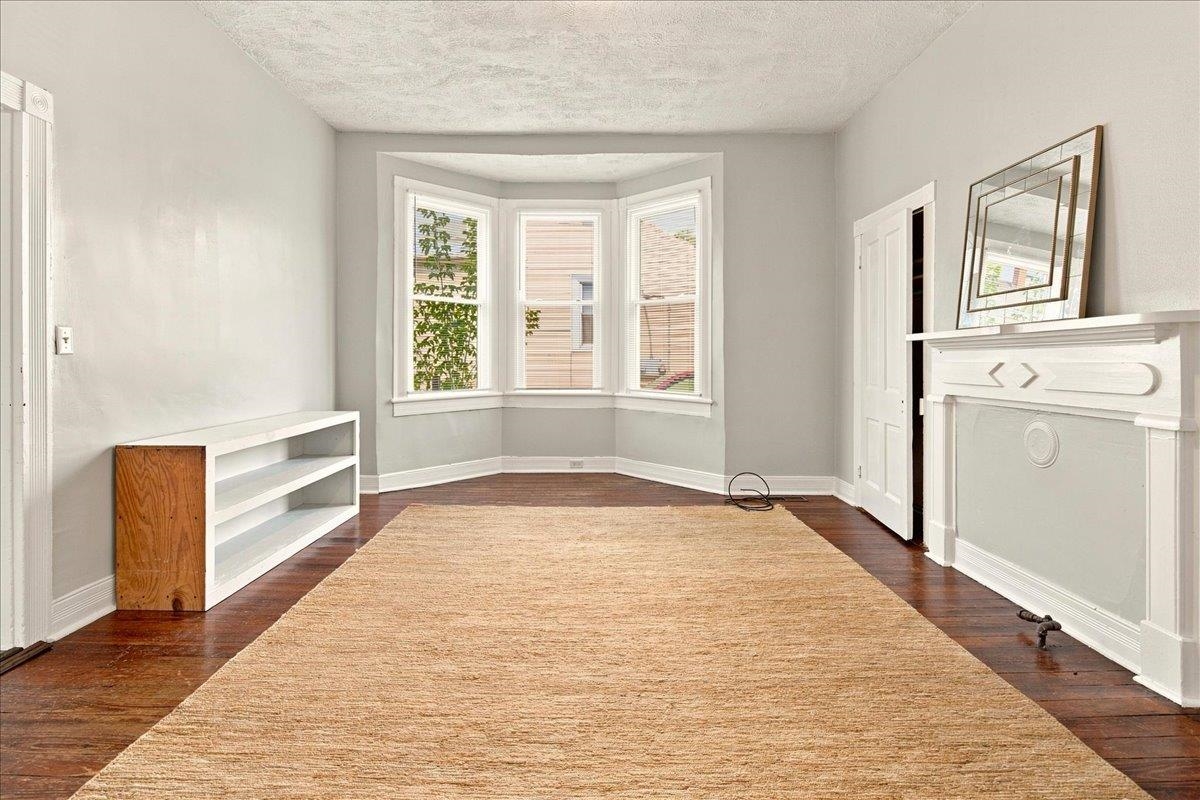 10 E PEABODY ST, STAUNTON, Virginia 24401, 3 Bedrooms Bedrooms, ,2 BathroomsBathrooms,Residential,10 E PEABODY ST,680105 MLS # 680105 10 E PEABODY ST, STAUNTON, Virginia 24401, 3 Bedrooms Bedrooms, ,2 BathroomsBathrooms,Residential,10 E PEABODY ST,680105 MLS # 680105