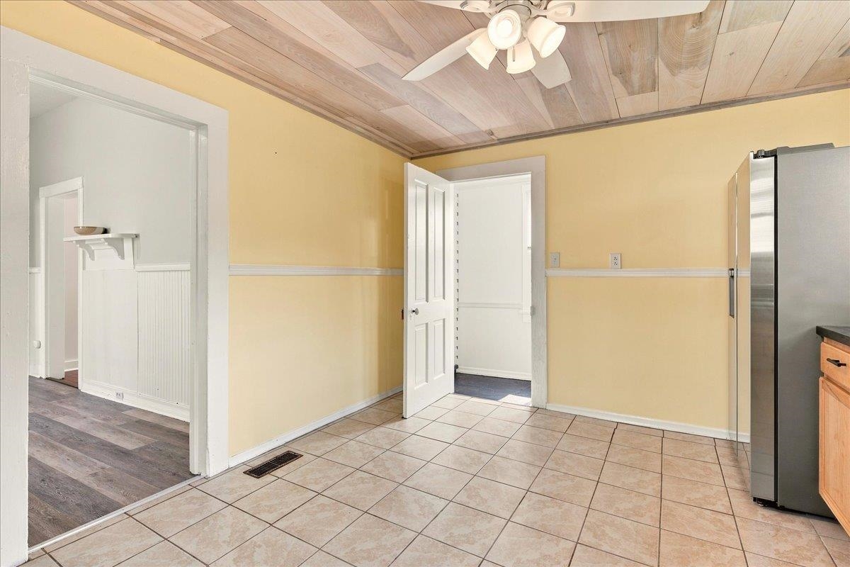 10 E PEABODY ST, STAUNTON, Virginia 24401, 3 Bedrooms Bedrooms, ,2 BathroomsBathrooms,Residential,10 E PEABODY ST,680105 MLS # 680105 10 E PEABODY ST, STAUNTON, Virginia 24401, 3 Bedrooms Bedrooms, ,2 BathroomsBathrooms,Residential,10 E PEABODY ST,680105 MLS # 680105