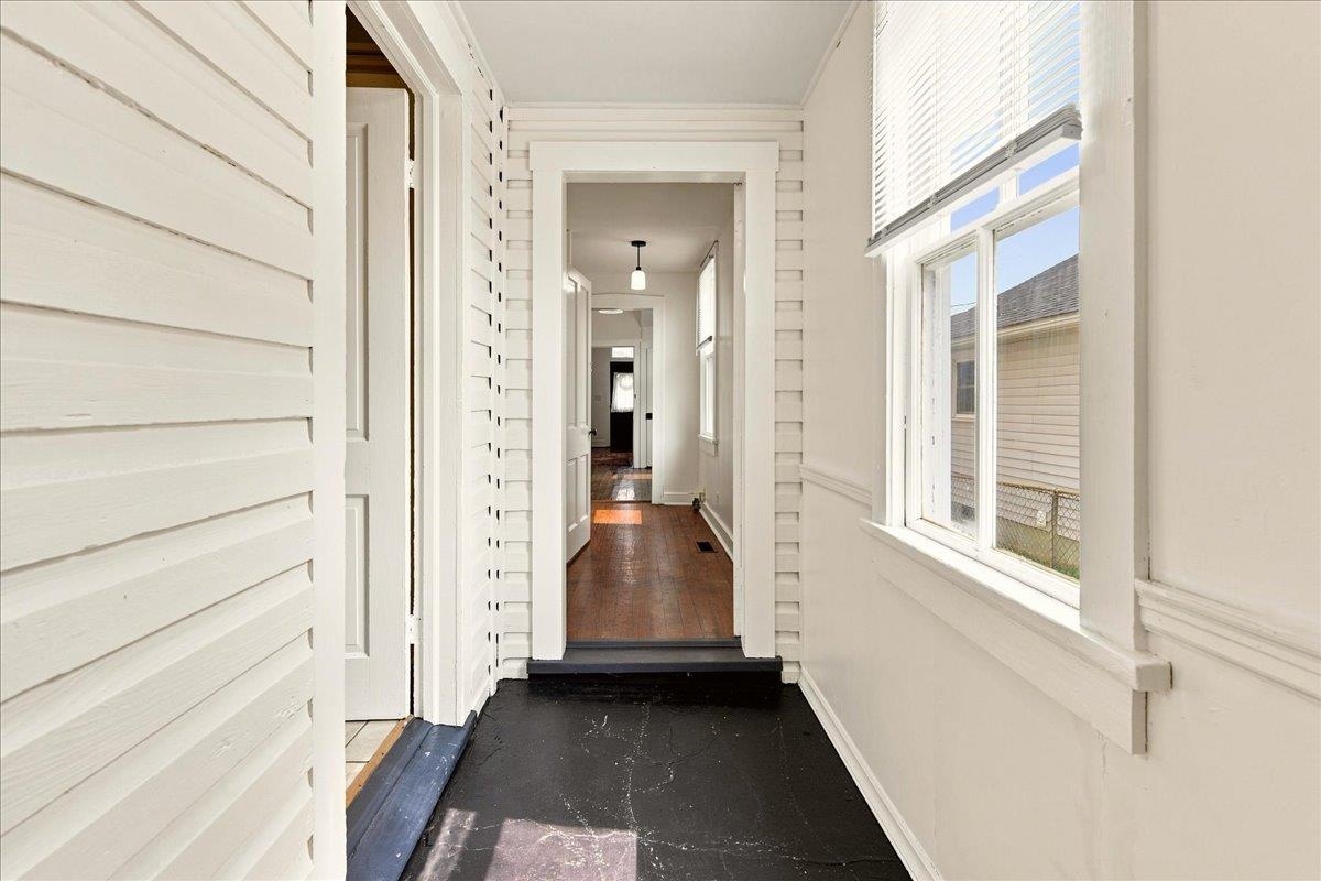 10 E PEABODY ST, STAUNTON, Virginia 24401, 3 Bedrooms Bedrooms, ,2 BathroomsBathrooms,Residential,10 E PEABODY ST,680105 MLS # 680105 10 E PEABODY ST, STAUNTON, Virginia 24401, 3 Bedrooms Bedrooms, ,2 BathroomsBathrooms,Residential,10 E PEABODY ST,680105 MLS # 680105