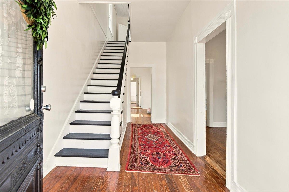 10 E PEABODY ST, STAUNTON, Virginia 24401, 3 Bedrooms Bedrooms, ,2 BathroomsBathrooms,Residential,10 E PEABODY ST,680105 MLS # 680105 10 E PEABODY ST, STAUNTON, Virginia 24401, 3 Bedrooms Bedrooms, ,2 BathroomsBathrooms,Residential,10 E PEABODY ST,680105 MLS # 680105