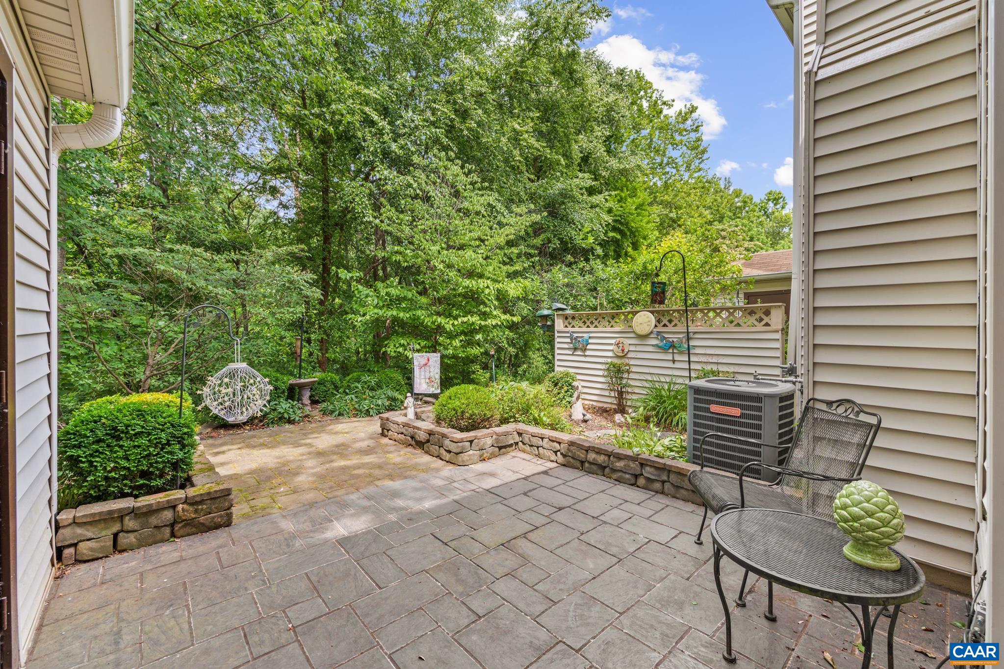 1140 MILL PARK DRIVE EXT, CHARLOTTESVILLE, Virginia 22901, 2 Bedrooms Bedrooms, ,2 BathroomsBathrooms,Residential,1140 MILL PARK DRIVE EXT,680115 MLS # 680115 1140 MILL PARK DRIVE EXT, CHARLOTTESVILLE, Virginia 22901, 2 Bedrooms Bedrooms, ,2 BathroomsBathrooms,Residential,1140 MILL PARK DRIVE EXT,680115 MLS # 680115