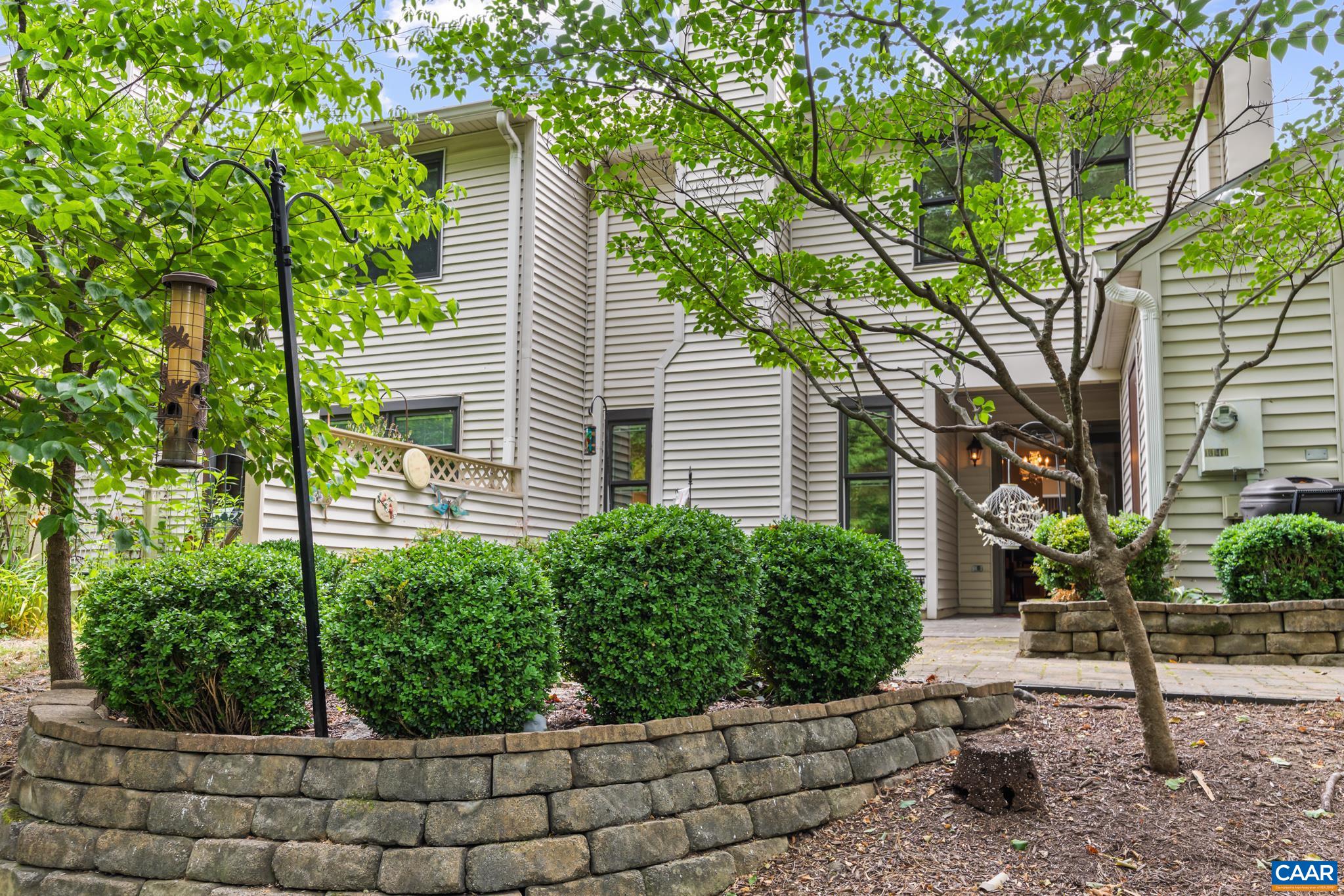 1140 MILL PARK DRIVE EXT, CHARLOTTESVILLE, Virginia 22901, 2 Bedrooms Bedrooms, ,2 BathroomsBathrooms,Residential,1140 MILL PARK DRIVE EXT,680115 MLS # 680115 1140 MILL PARK DRIVE EXT, CHARLOTTESVILLE, Virginia 22901, 2 Bedrooms Bedrooms, ,2 BathroomsBathrooms,Residential,1140 MILL PARK DRIVE EXT,680115 MLS # 680115